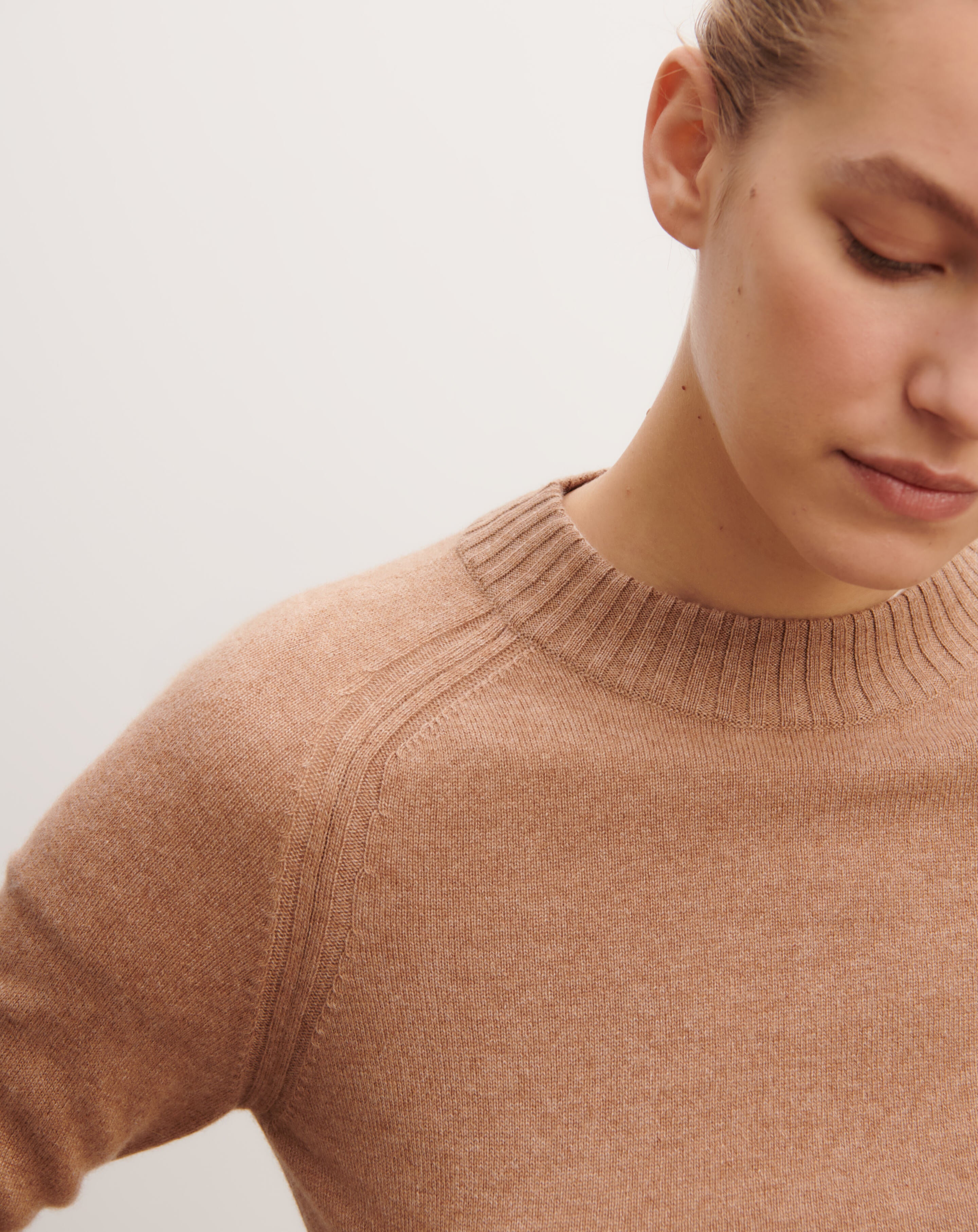 Pull col rond ajusté-CARAMEL-70% cachemire 30% soie