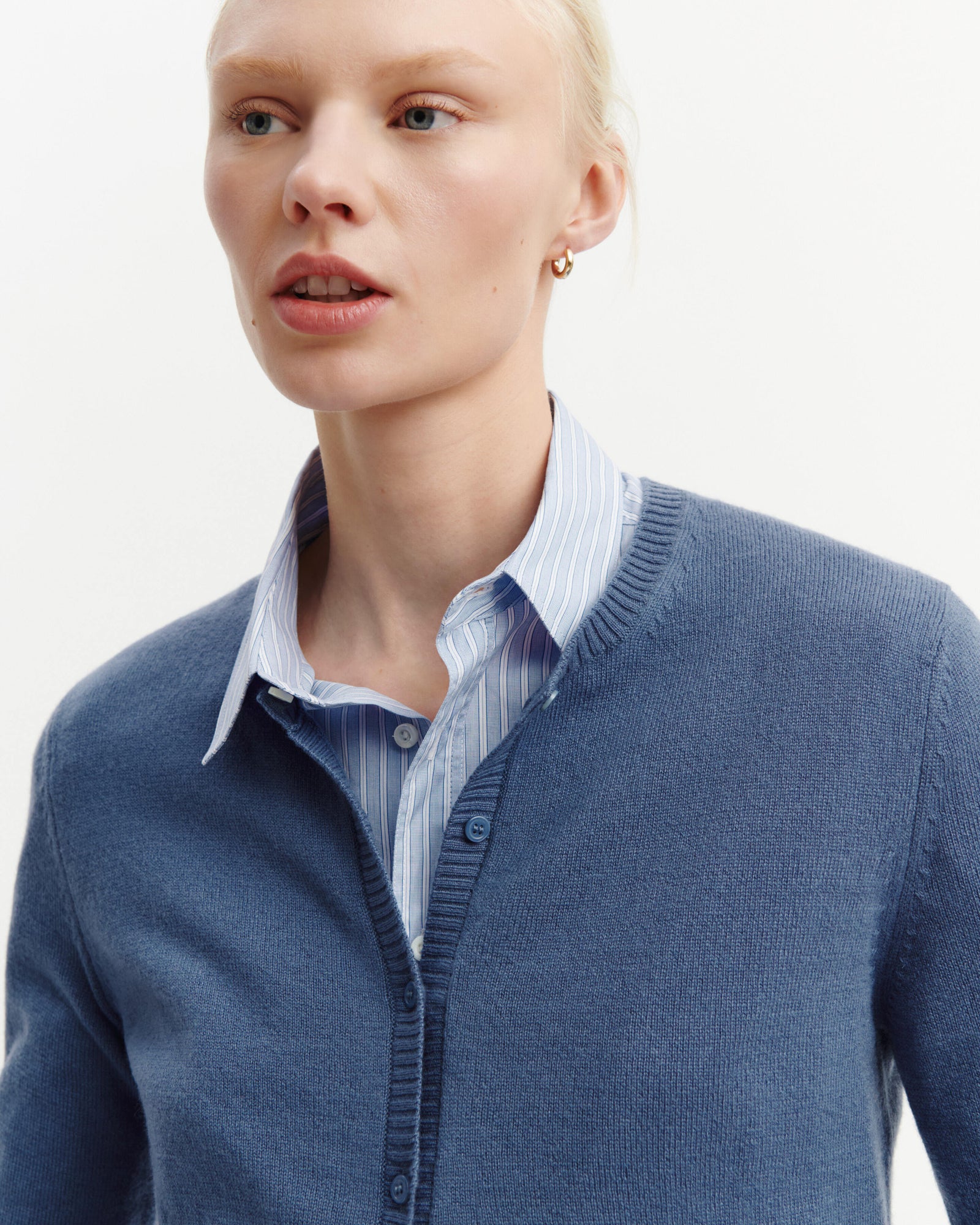 Cardigan  manches boutons-BLEU ATLAS-100% cachemire