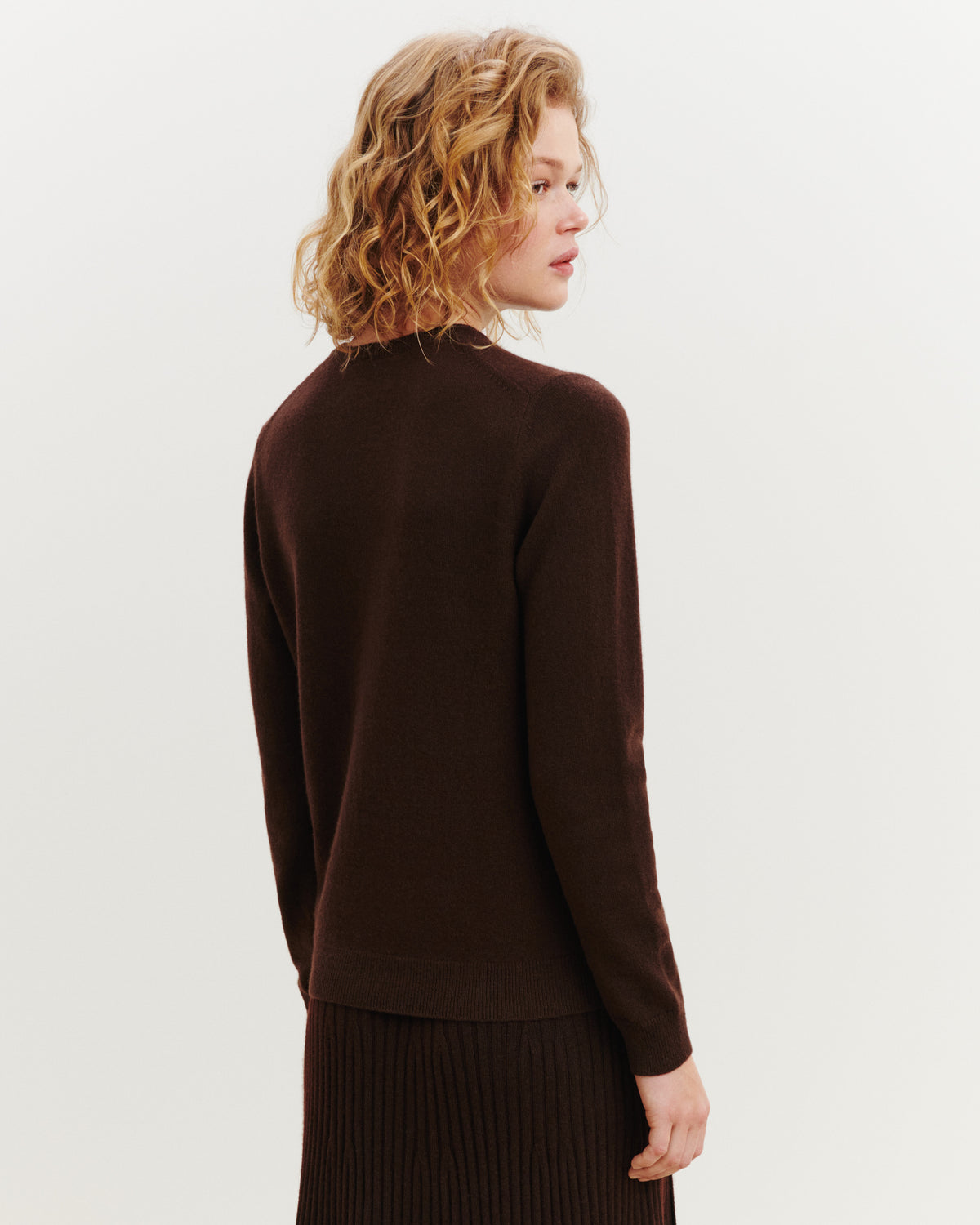 Pull col rond Origines-CHOCOLAT-100% cachemire