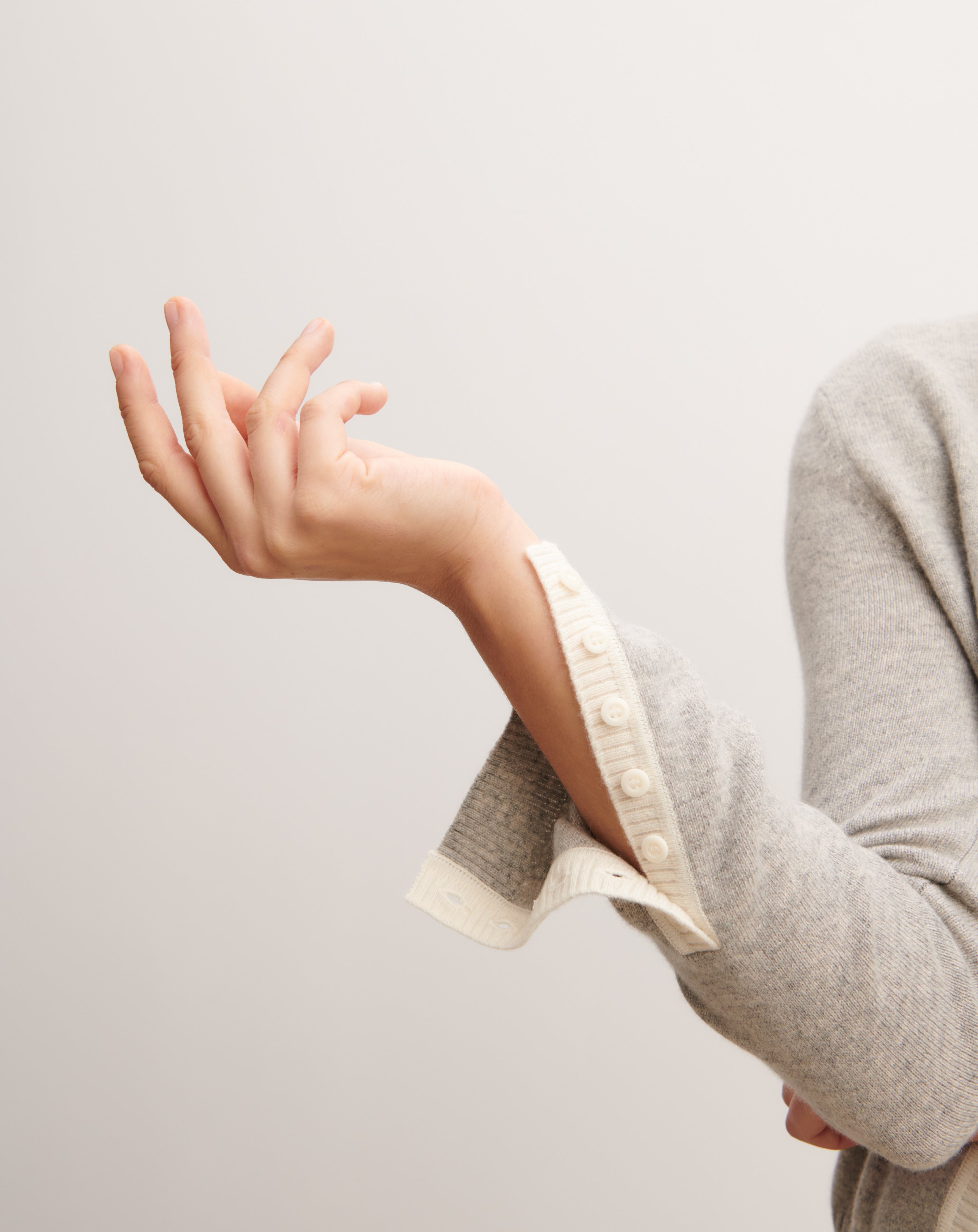 Cardigan  manches boutons-GRIS ARGENTE/NATUREL-100% cachemire