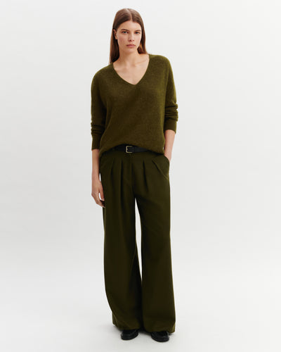 Col V oversized plume-OLIVE-40% : baby alpaga; 32% : soie; 28% : cachemire