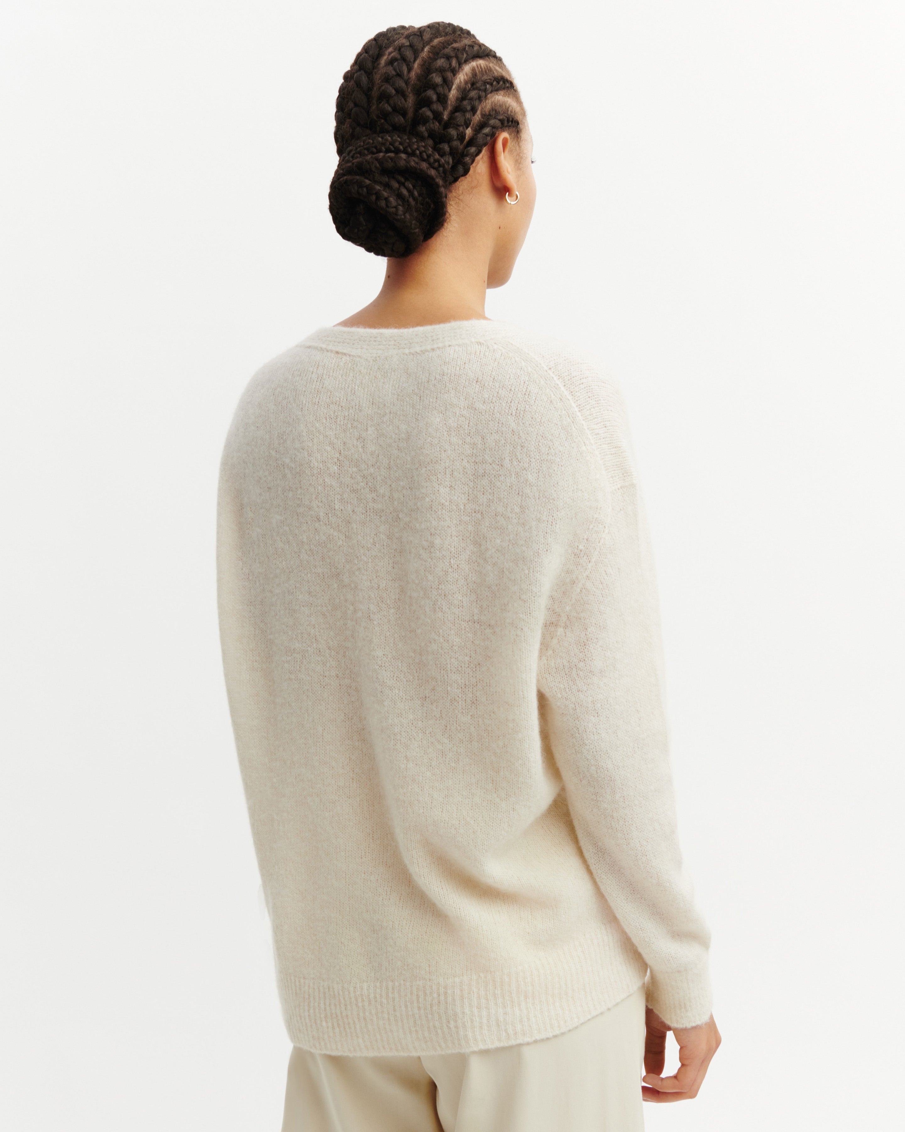 Col V maille plume-NATUREL-40% : baby alpaga; 32% : soie; 28% : cachemire