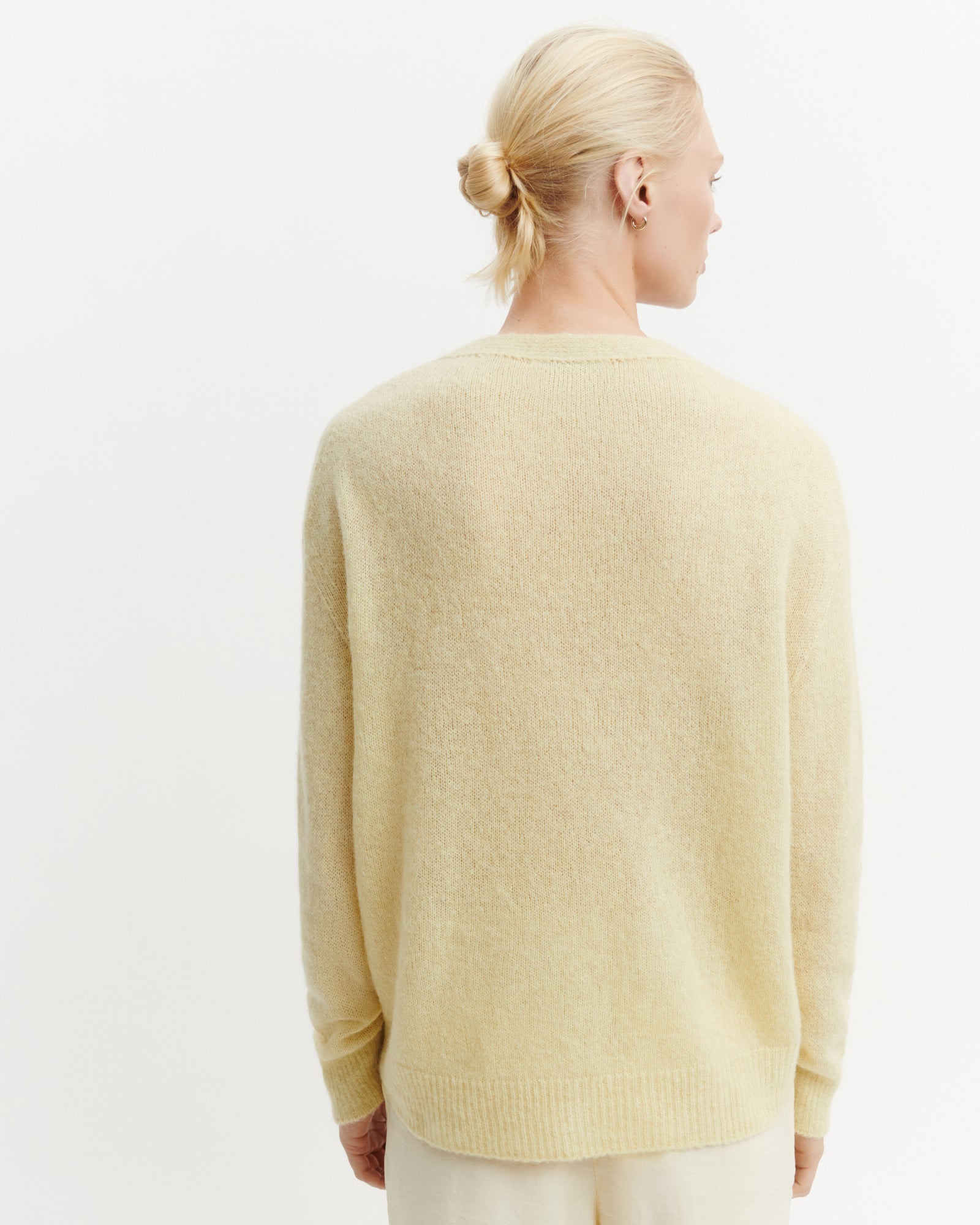 Col V maille plume-ZESTE-40% : baby alpaga; 32% : soie; 28% : cachemire