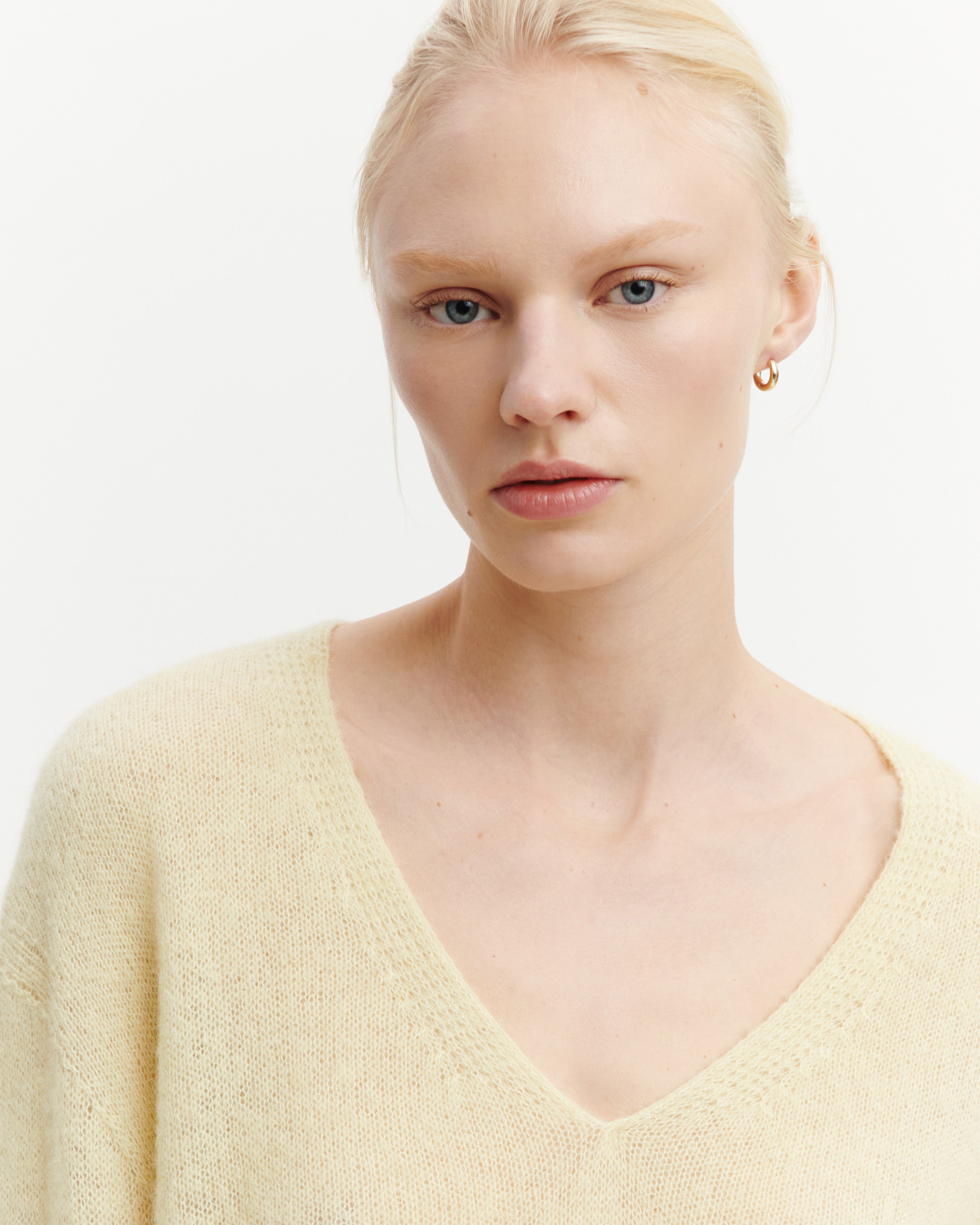 Col V maille plume-ZESTE-40% : baby alpaga; 32% : soie; 28% : cachemire