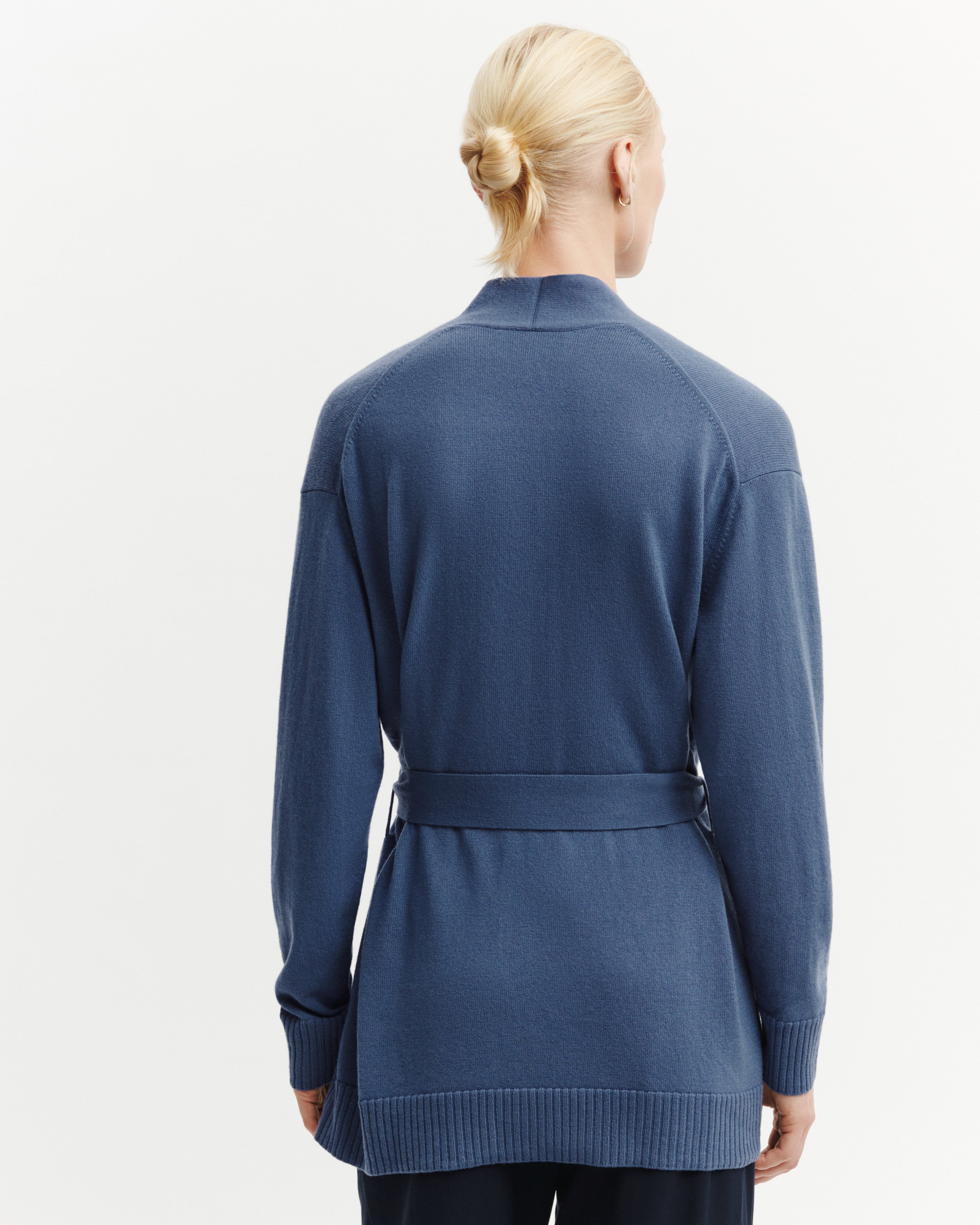 Veste cosy ceinturée-BLEU ATLAS-100% cachemire