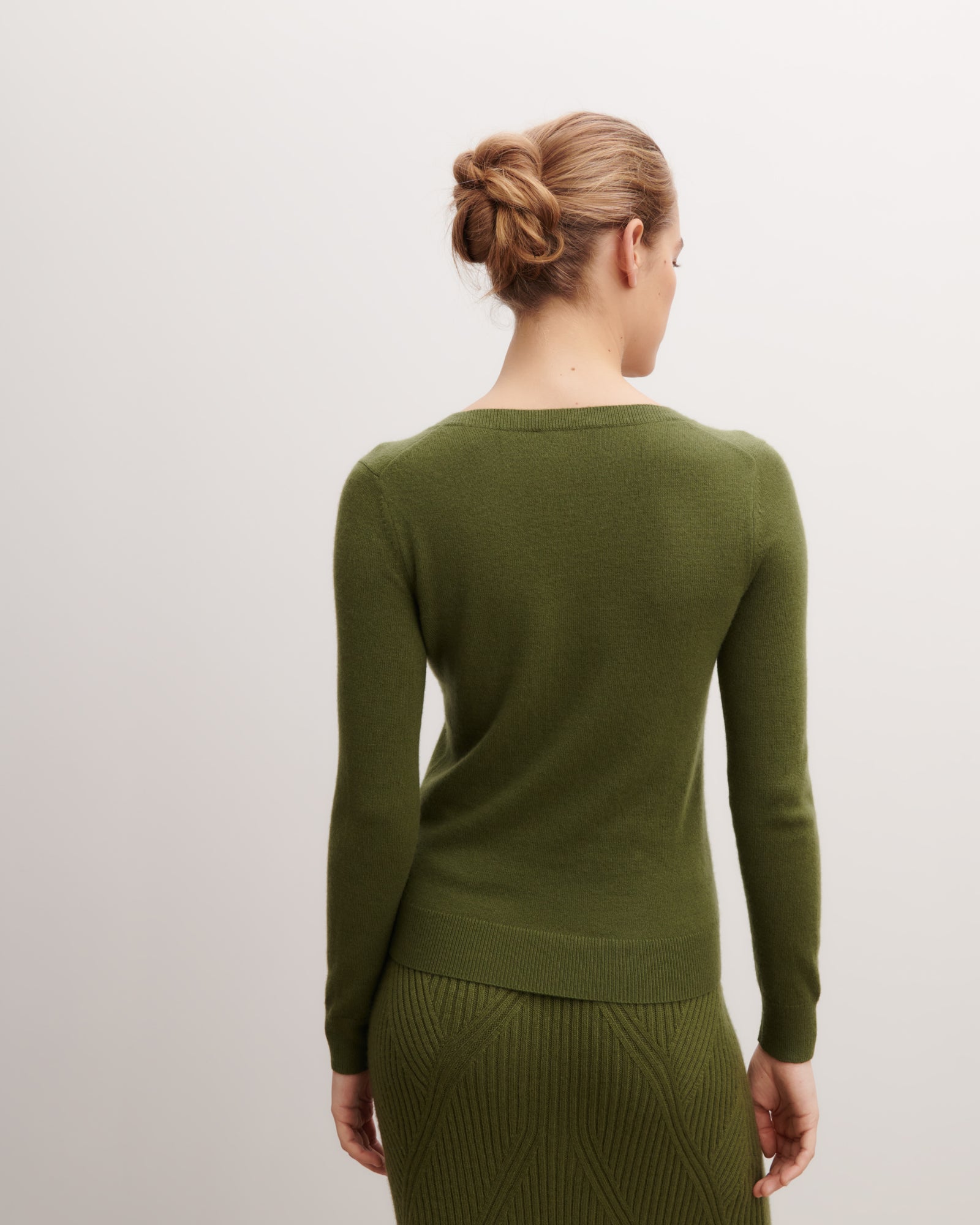 Pull col V classique-SAUGE-100% cachemire