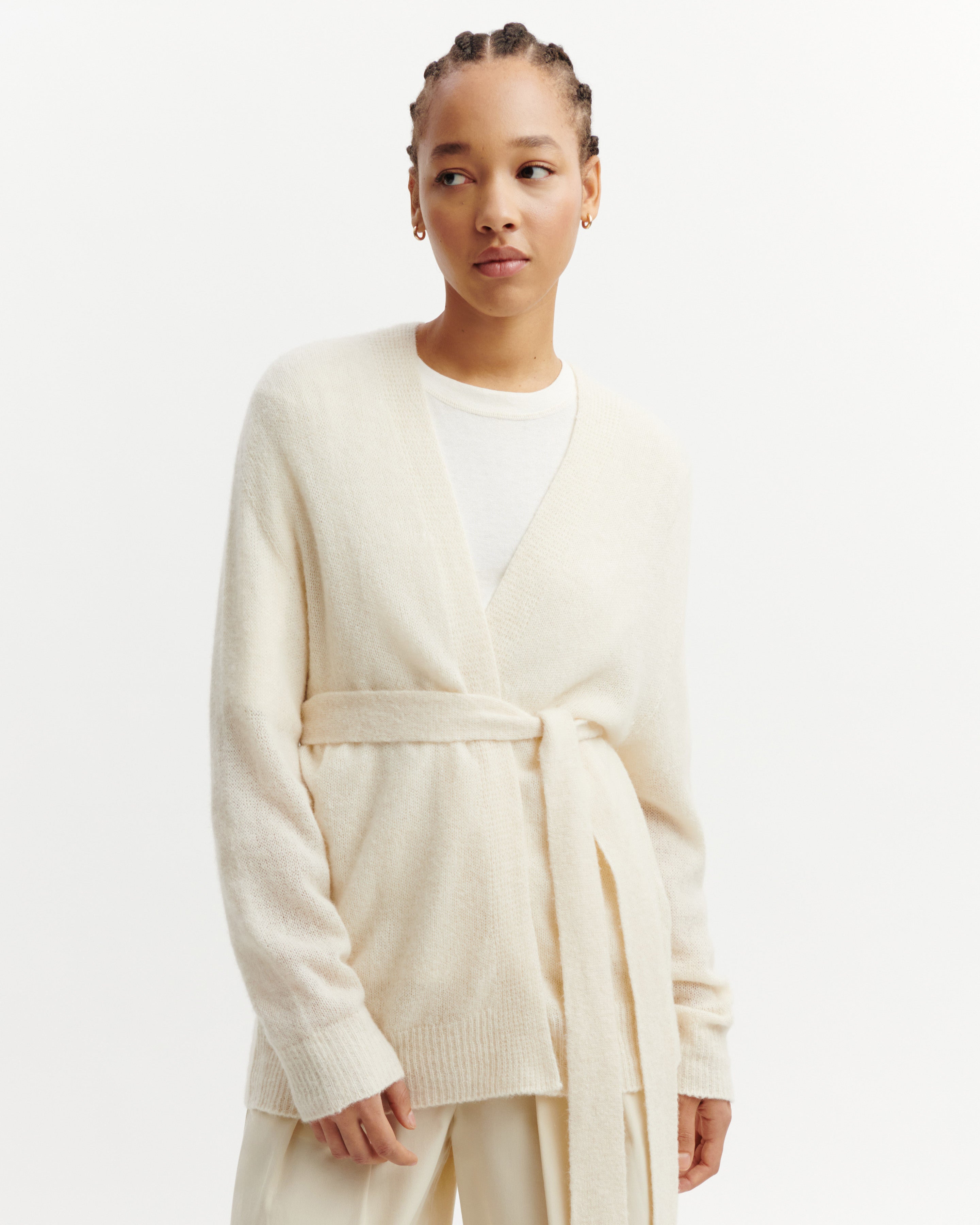 Chaqueta de punto pluma con cinturón