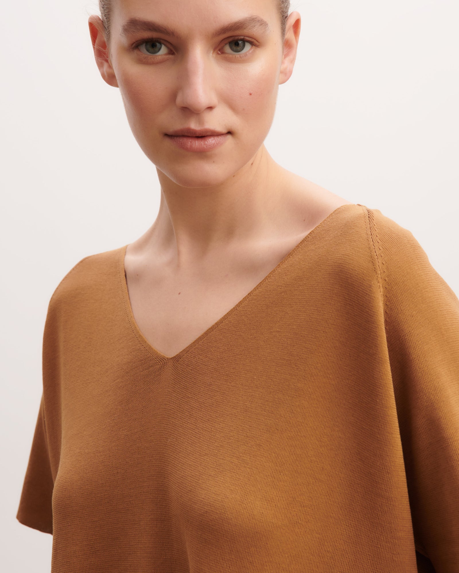 Top col V maille unie-MACCHIATO-100% coton
