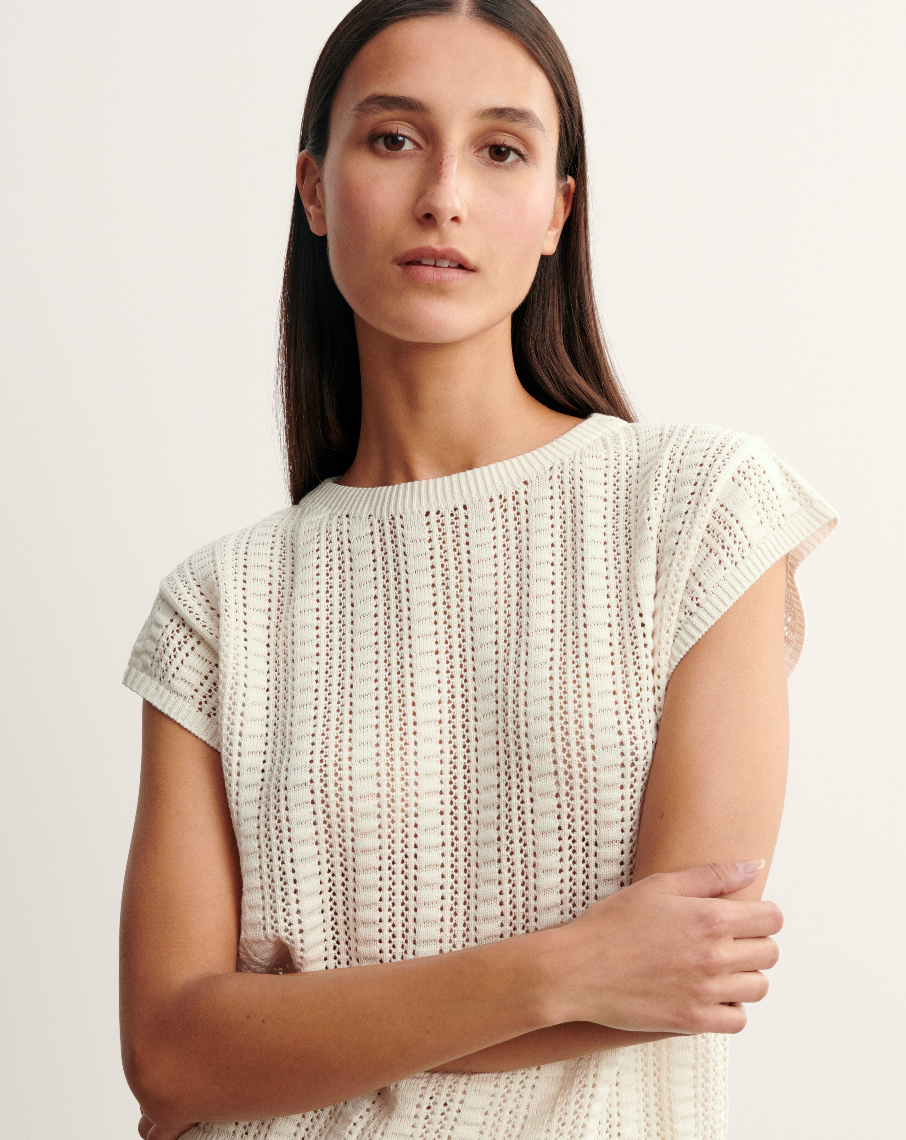 Kleid mit U-Boot-Ausschnitt und Pointelle-Muster