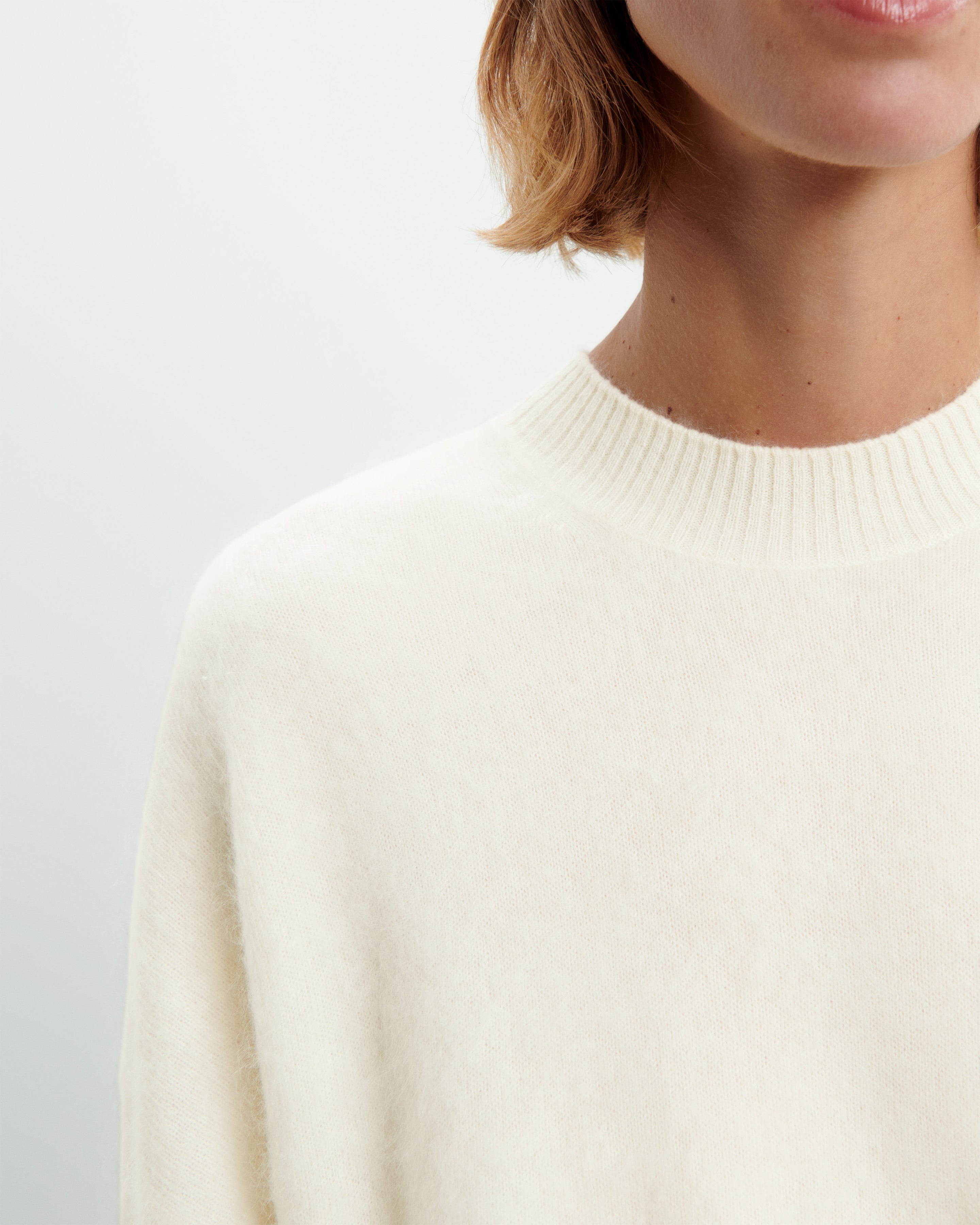 Brushed cashmere round neck pullover in Cashmere Women autumn