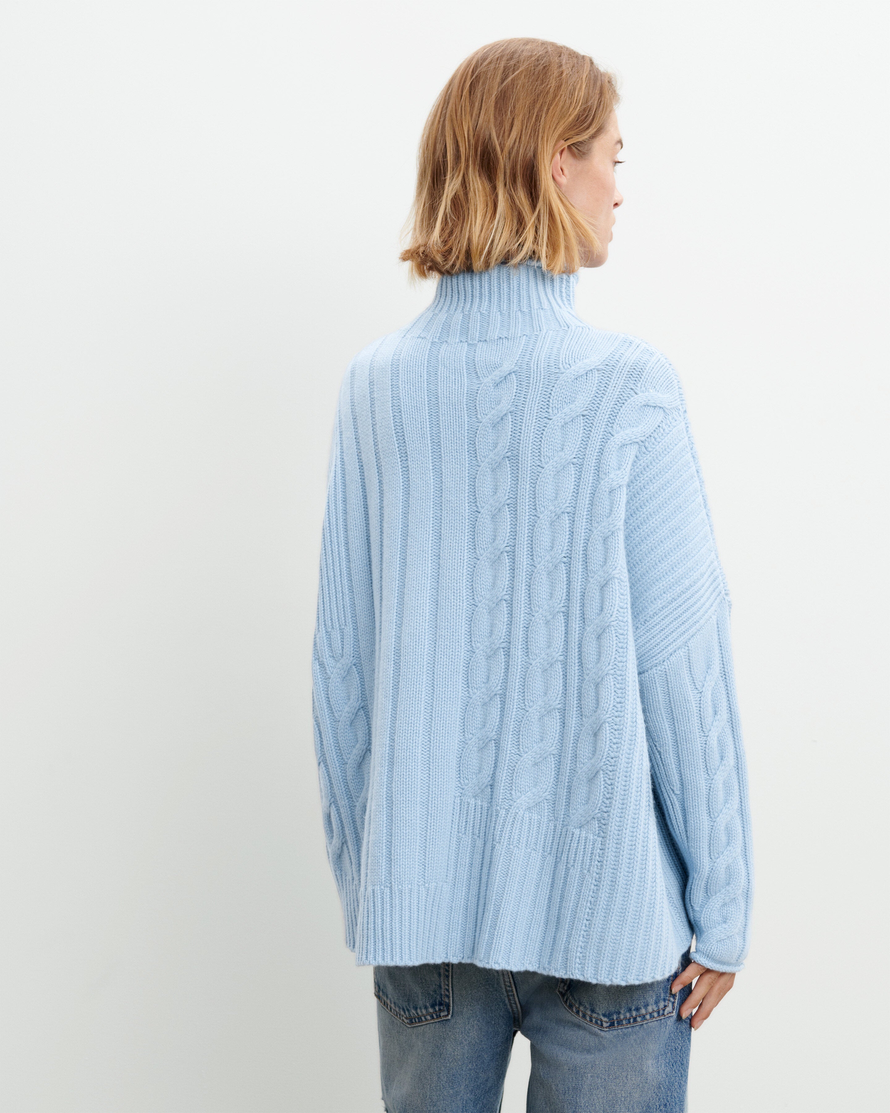 Col montant à torsades-BLEU CONCORDE-100% cachemire