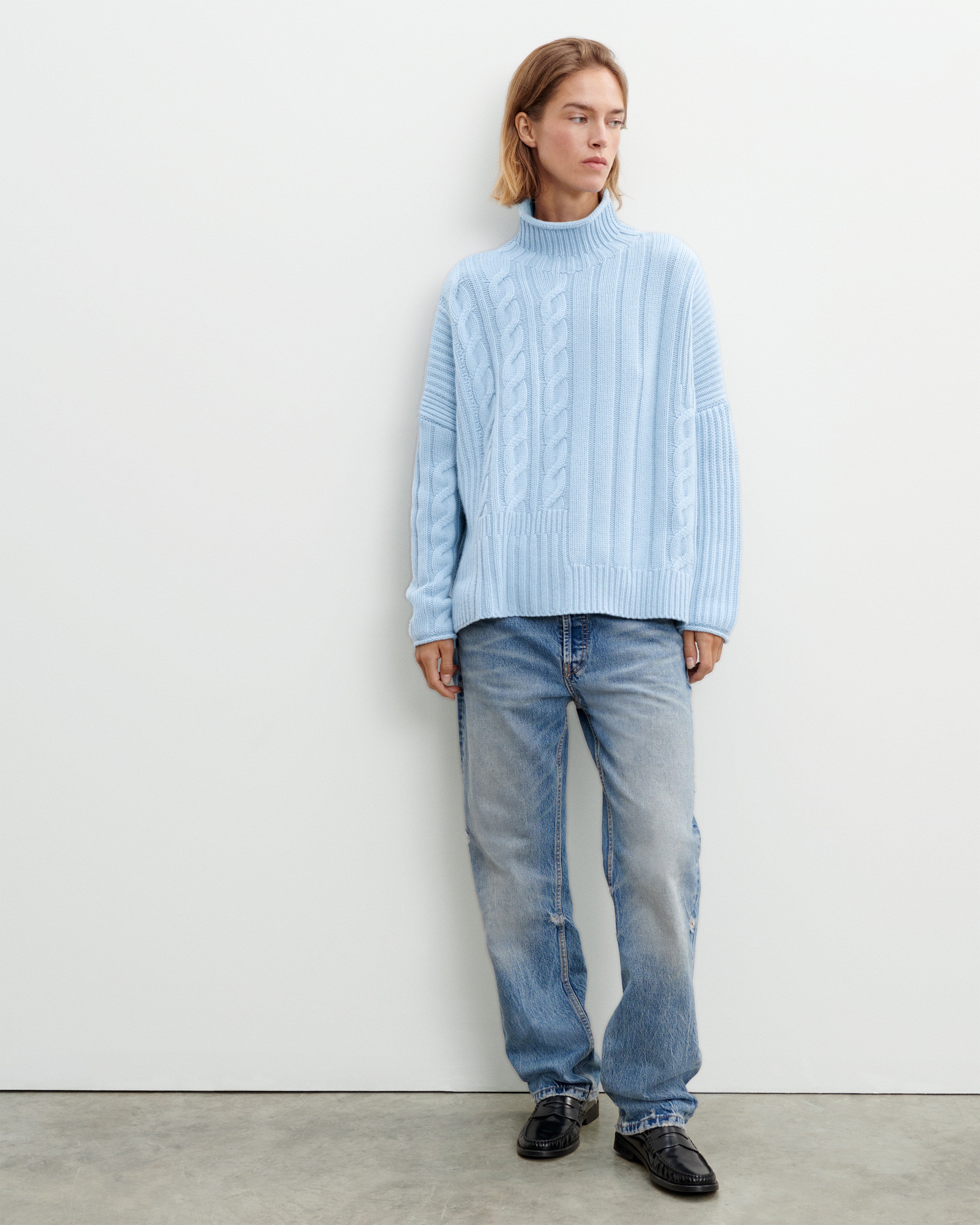 Col montant à torsades-BLEU CONCORDE-100% cachemire