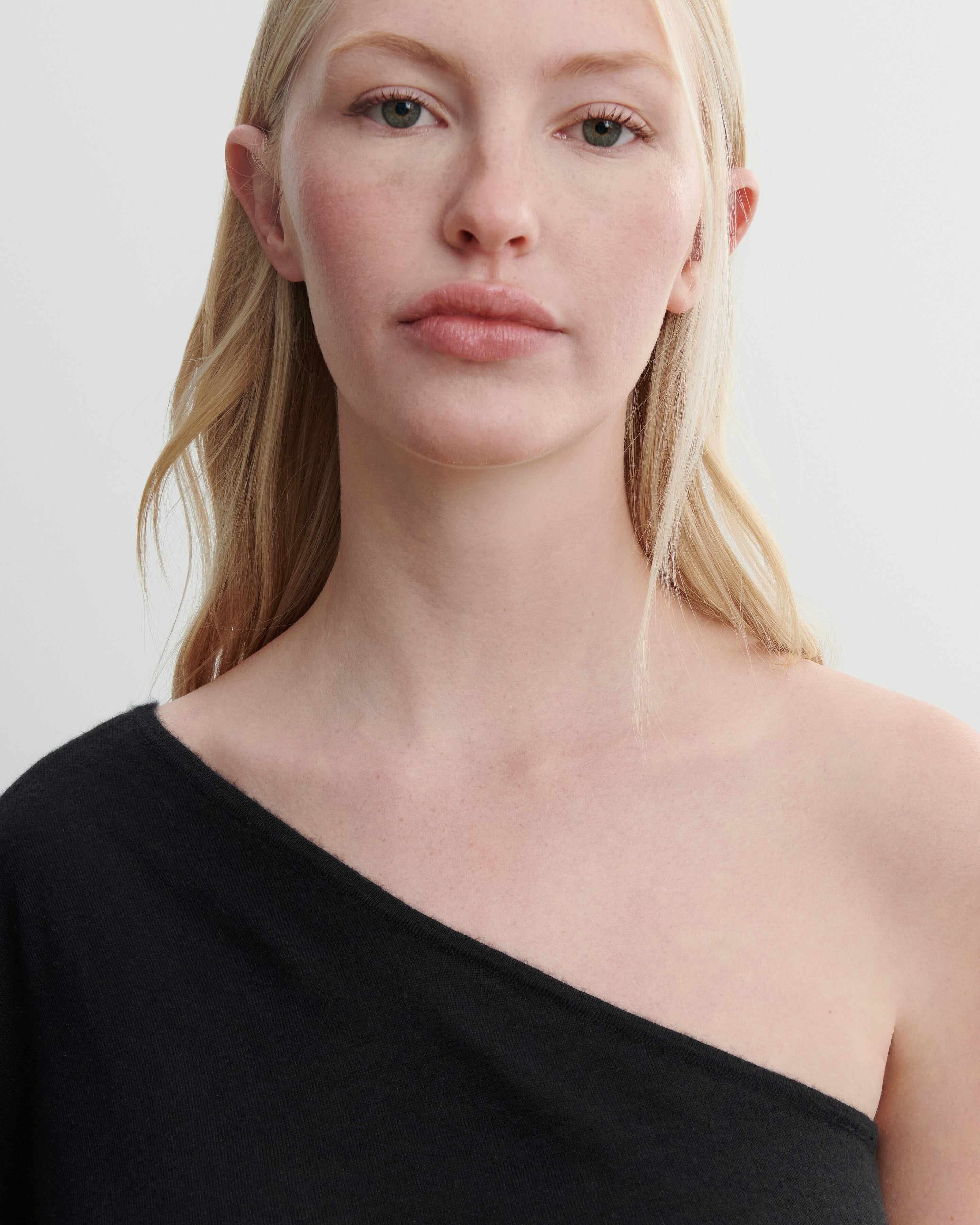 Top asymétrique oversized-NOIR-70% cachemire 30% soie