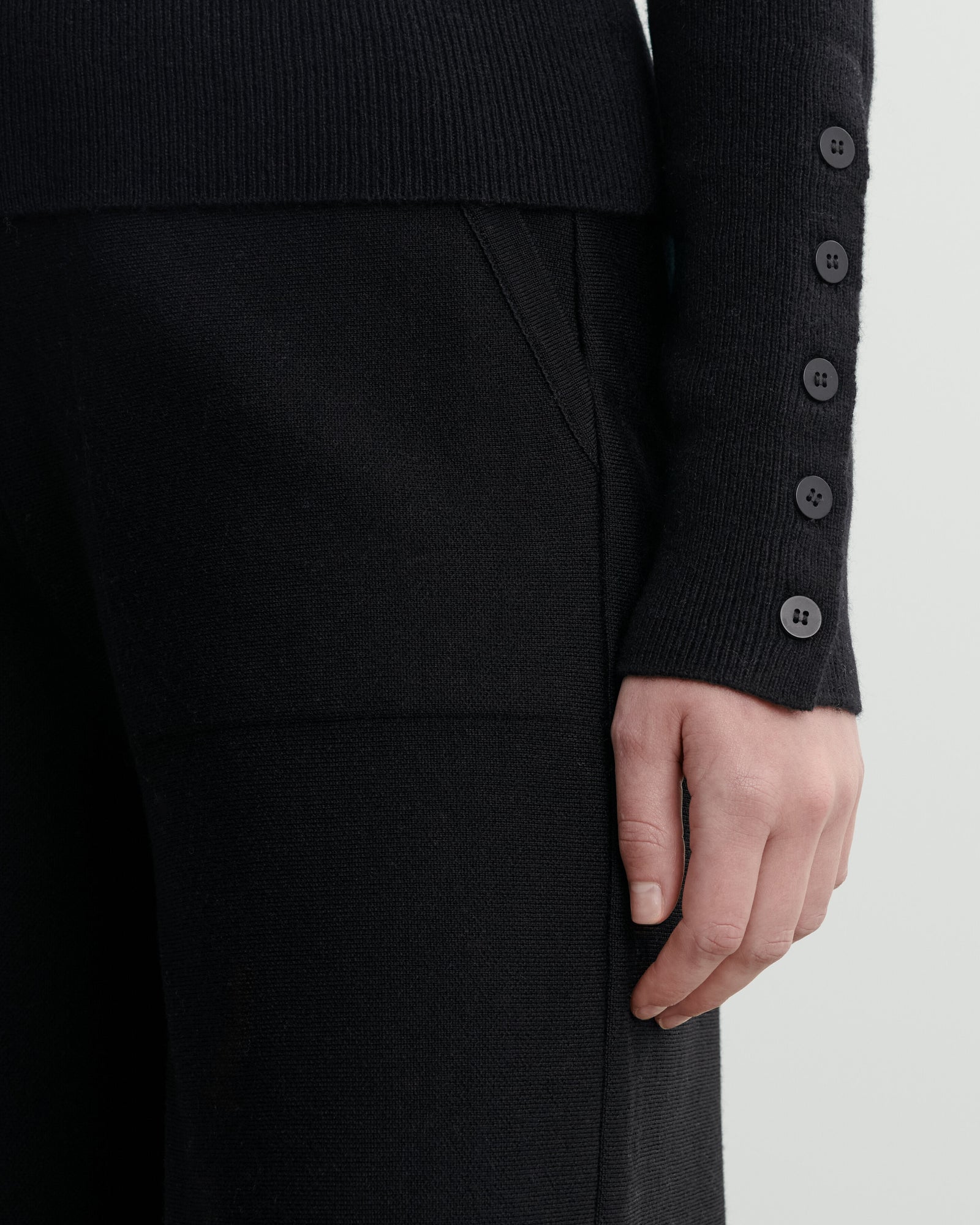 Pull V maille unie-NOIR-100% cachemire
