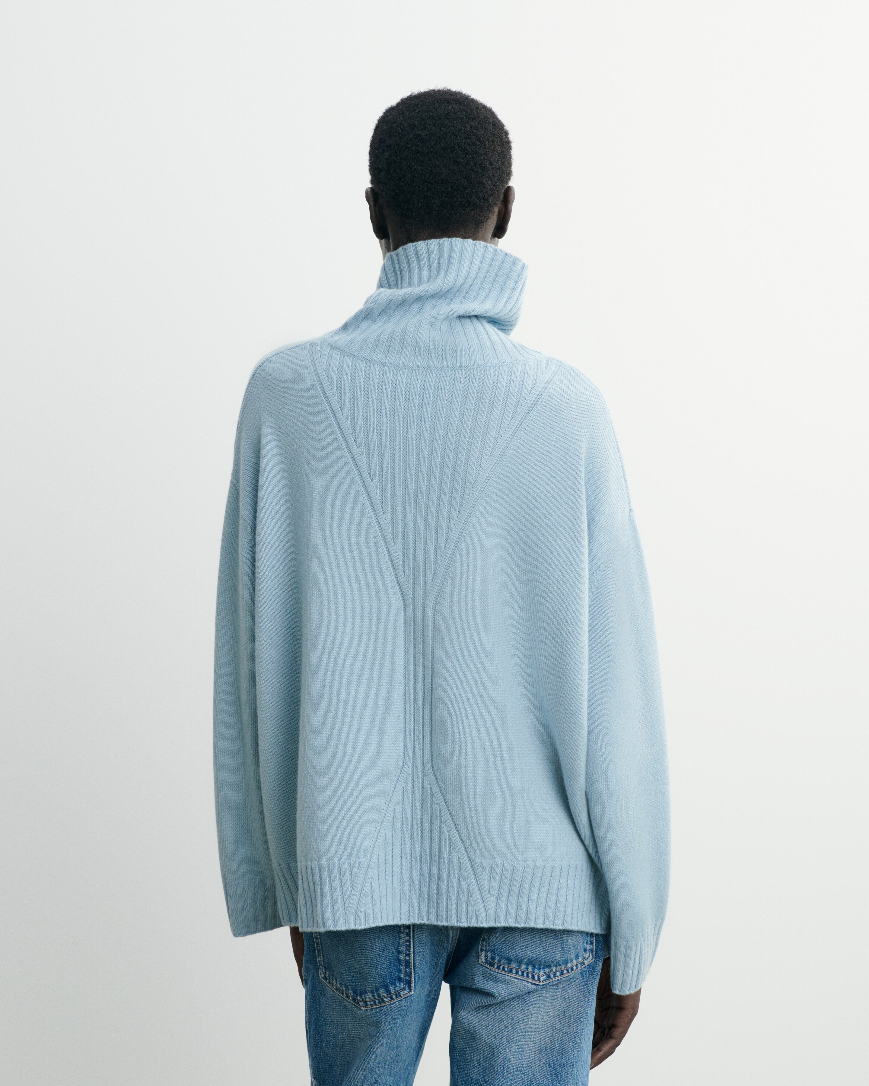 Ribbed turtleneck pullover in Cashmere Women concorde blue | Eric