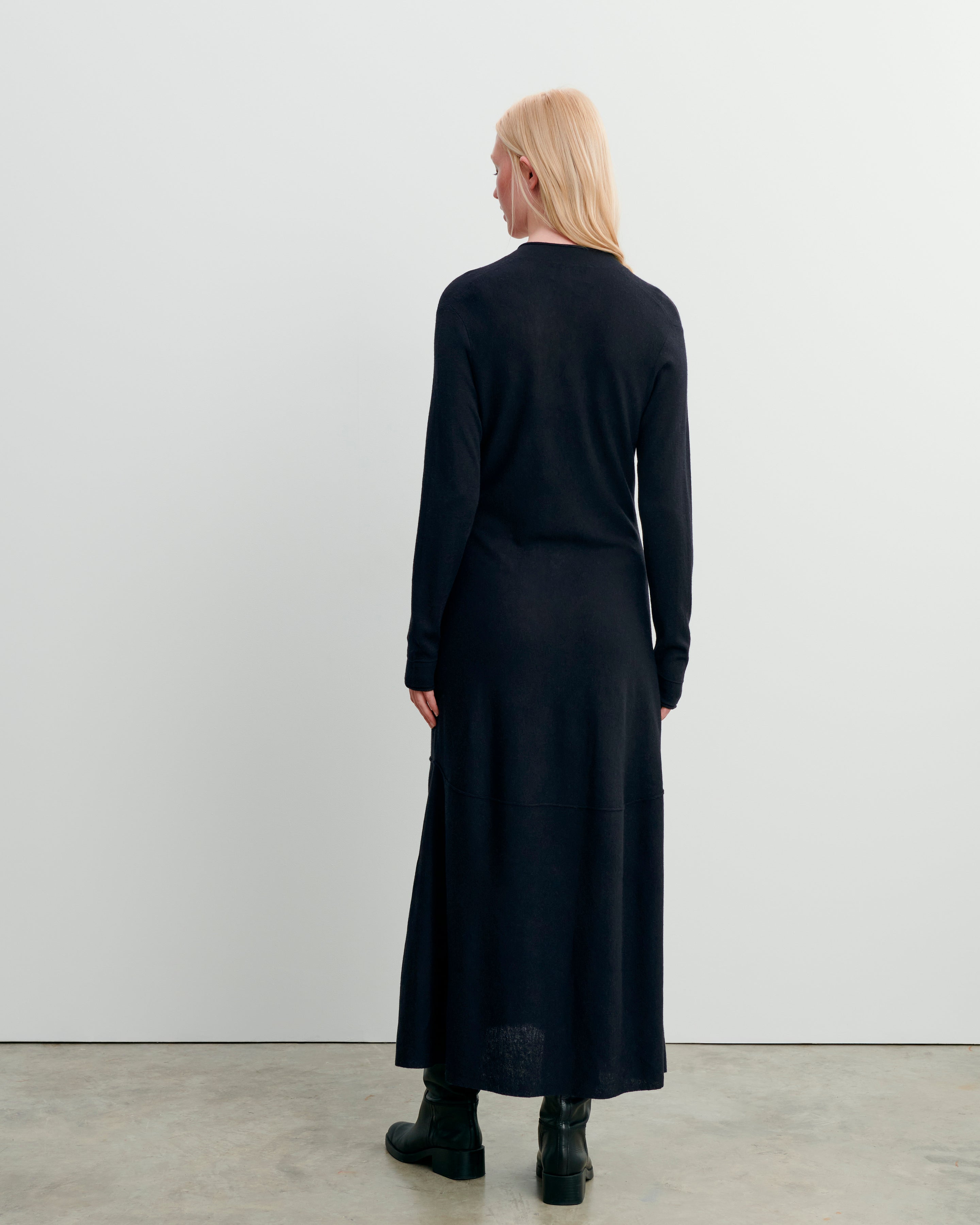 Robe col V minimaliste-NOIR-90% laine 10% cachemire