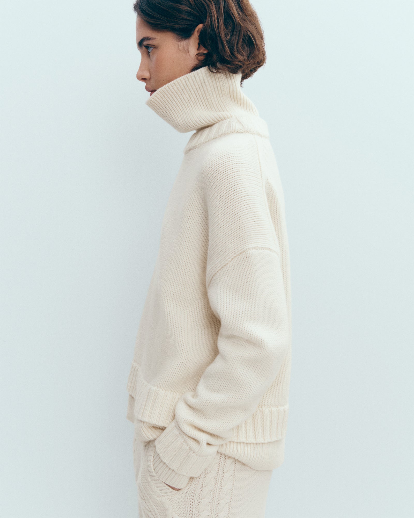 Col roulé effet doublé-ECRU-100% cachemire