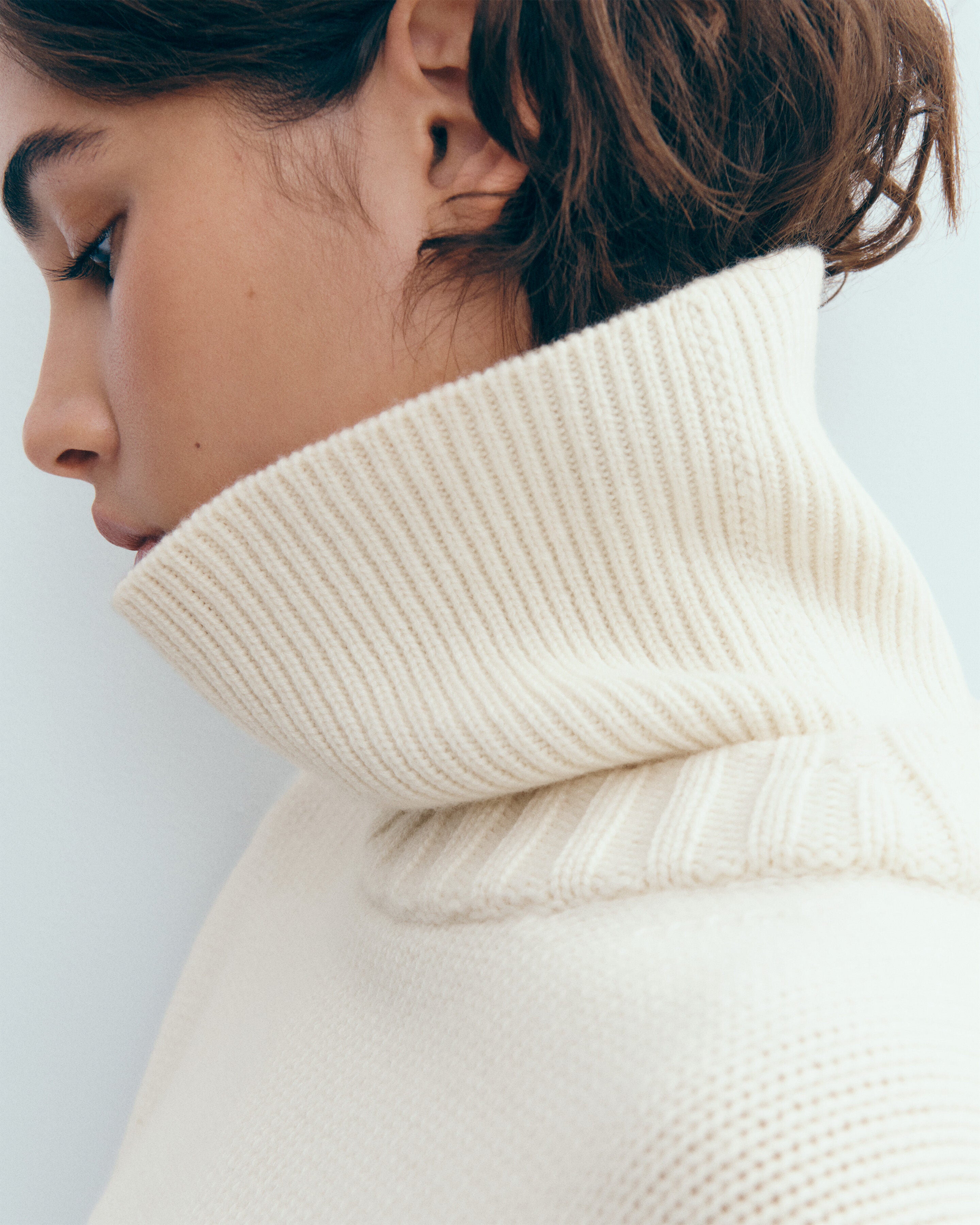 Col roulé effet doublé-ECRU-100% cachemire