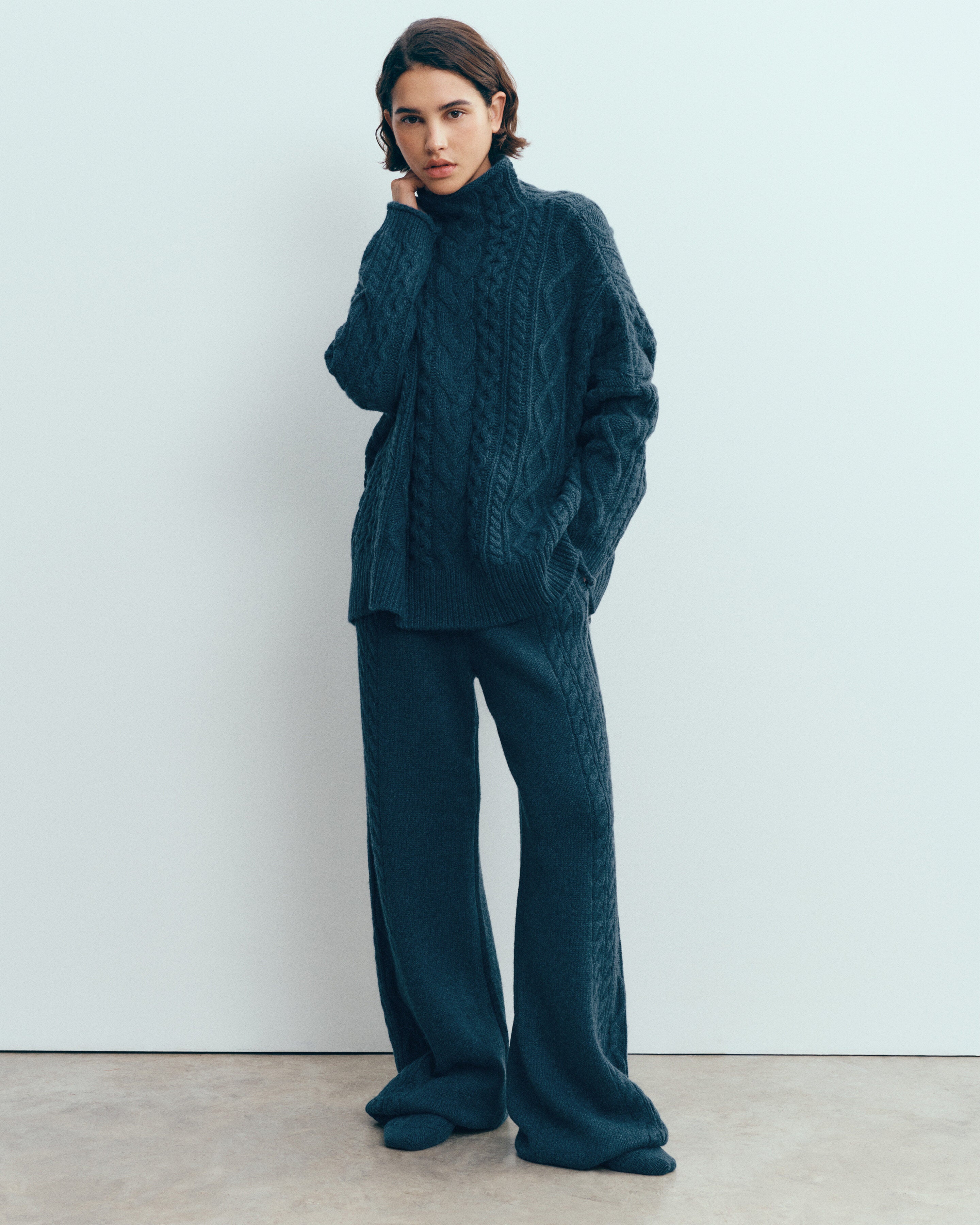 Pantalon à torsades les 40 ans-BLEU CALYPSO-100% cachemire