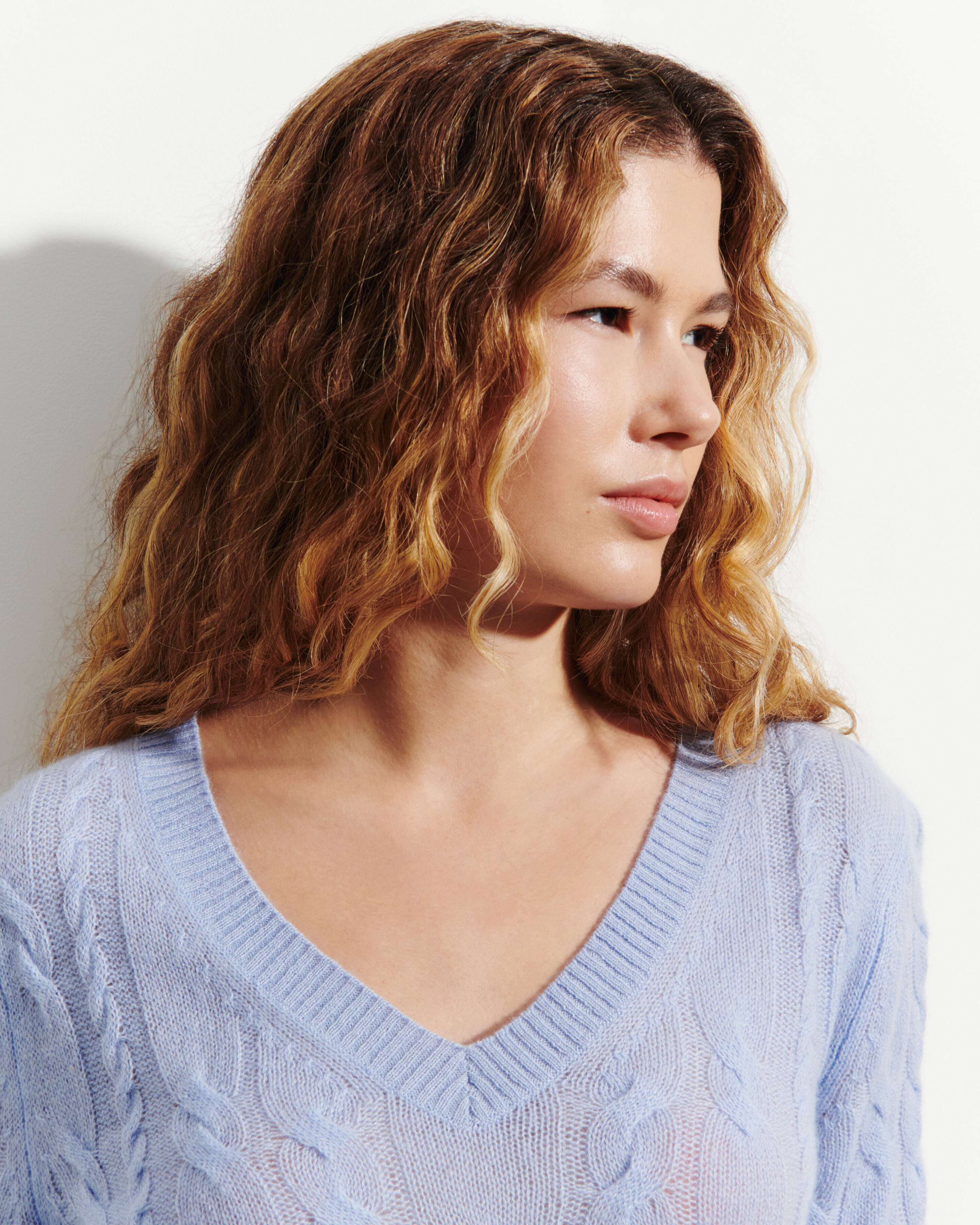 Pull col V à torsades-BLEU AGATE-100% cachemire