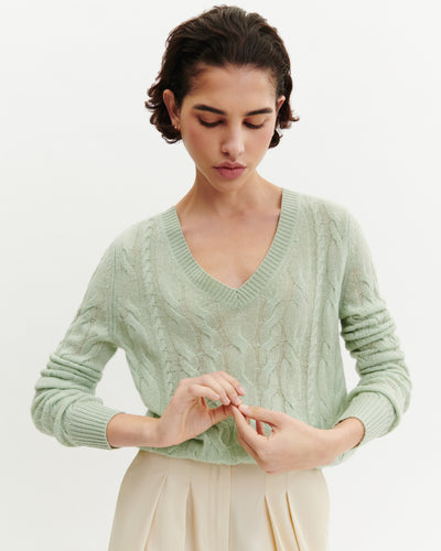 Pull col V à torsades-VERT AMANDE-100% cachemire