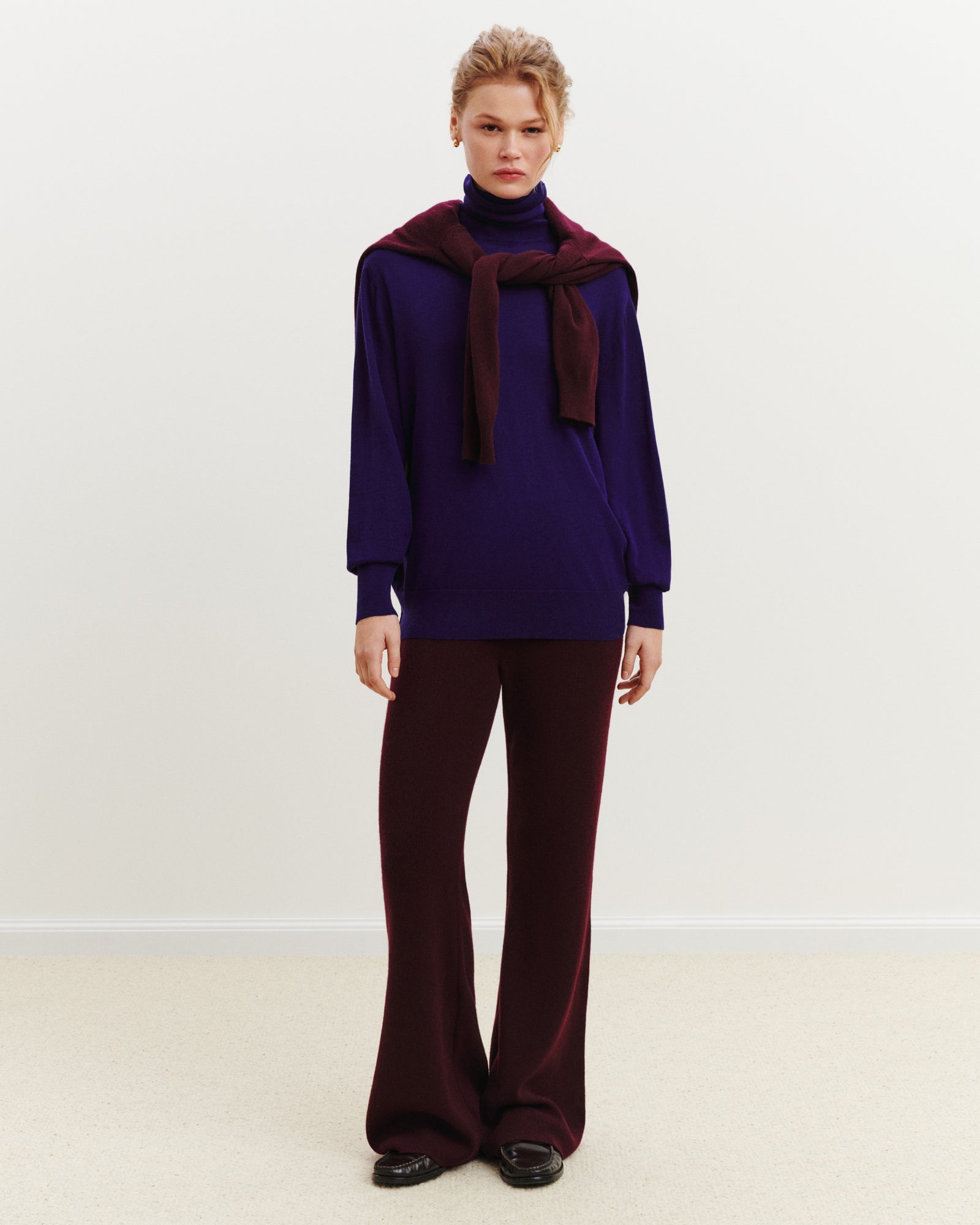 Col roulé en maille fluide-ULTRAVIOLET FONCE-60% : laine; 30% : soie; 10% : cachemire