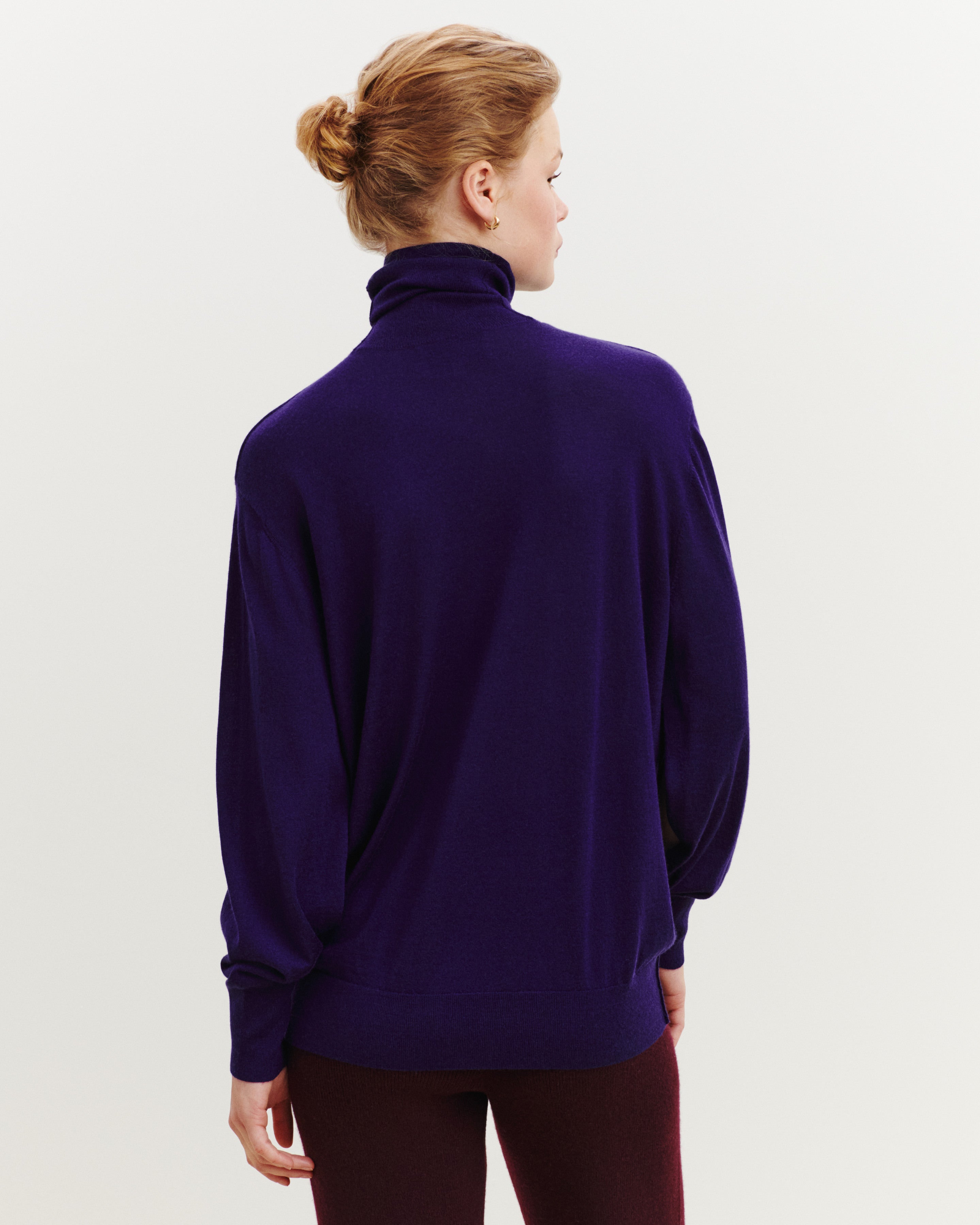 Col roulé en maille fluide-ULTRAVIOLET FONCE-60% : laine; 30% : soie; 10% : cachemire