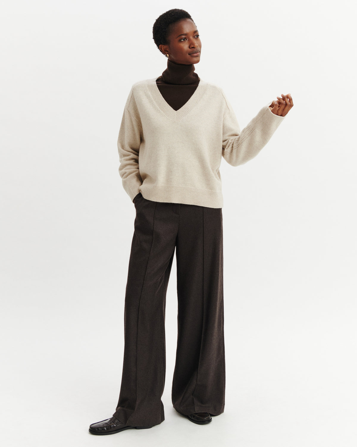 Pull V monogramme-AVOINE-70% cachemire 30% soie