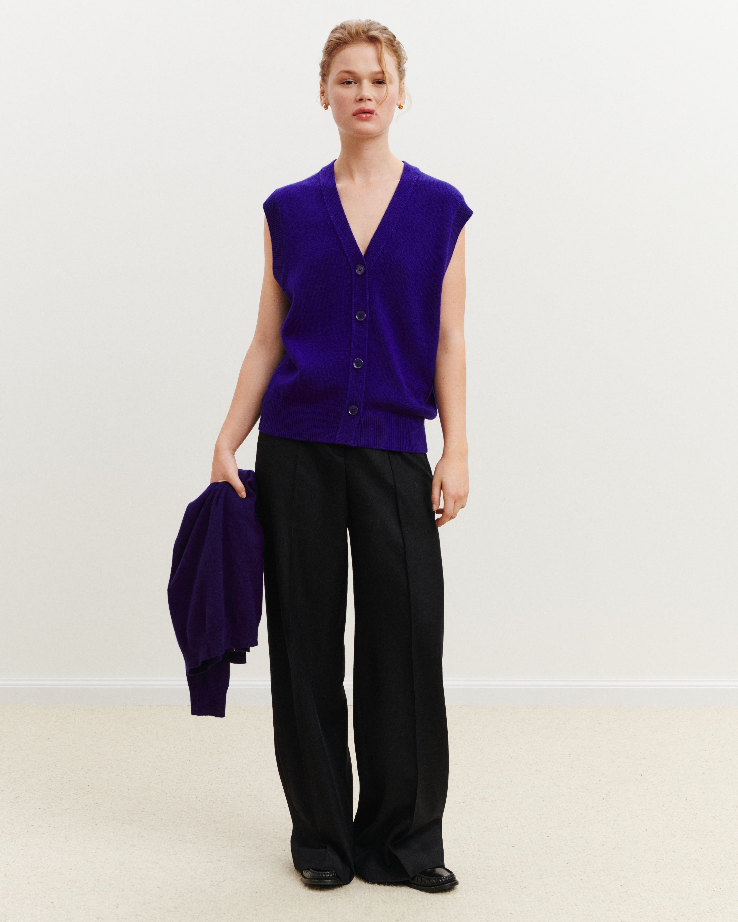 Gilet monogramme-ULTRAVIOLET-70% cachemire 30% soie