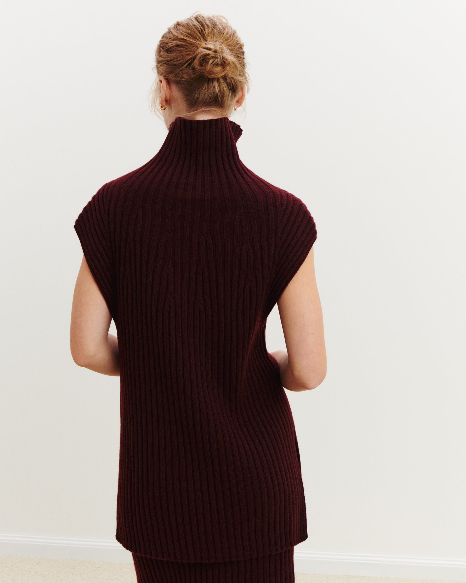 Pull sans manches à côtes-GRENAT-100% cachemire