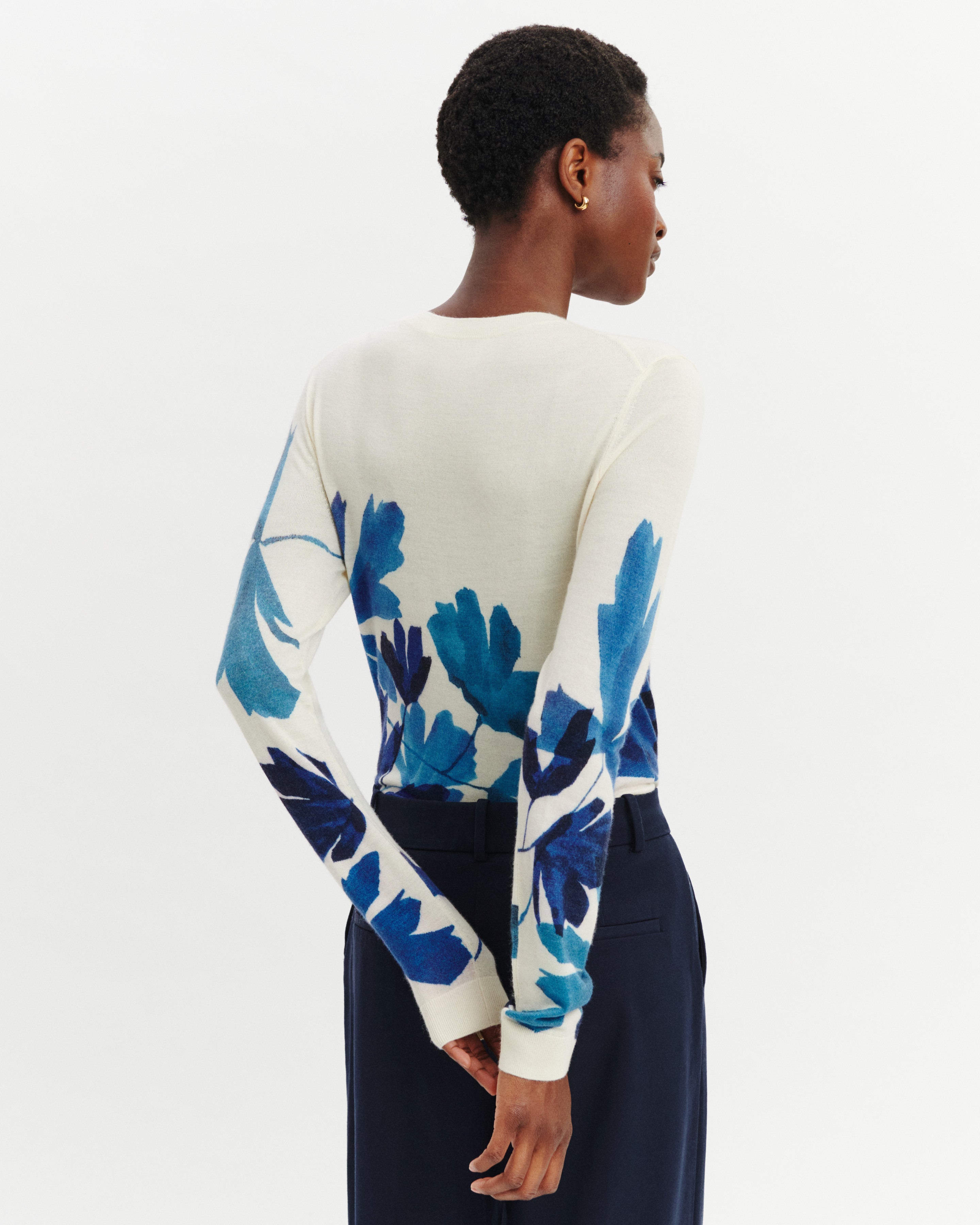 Col rond ultrafin imprimé-NATUREL/BLEU DE DELFT-70% cachemire 30% soie