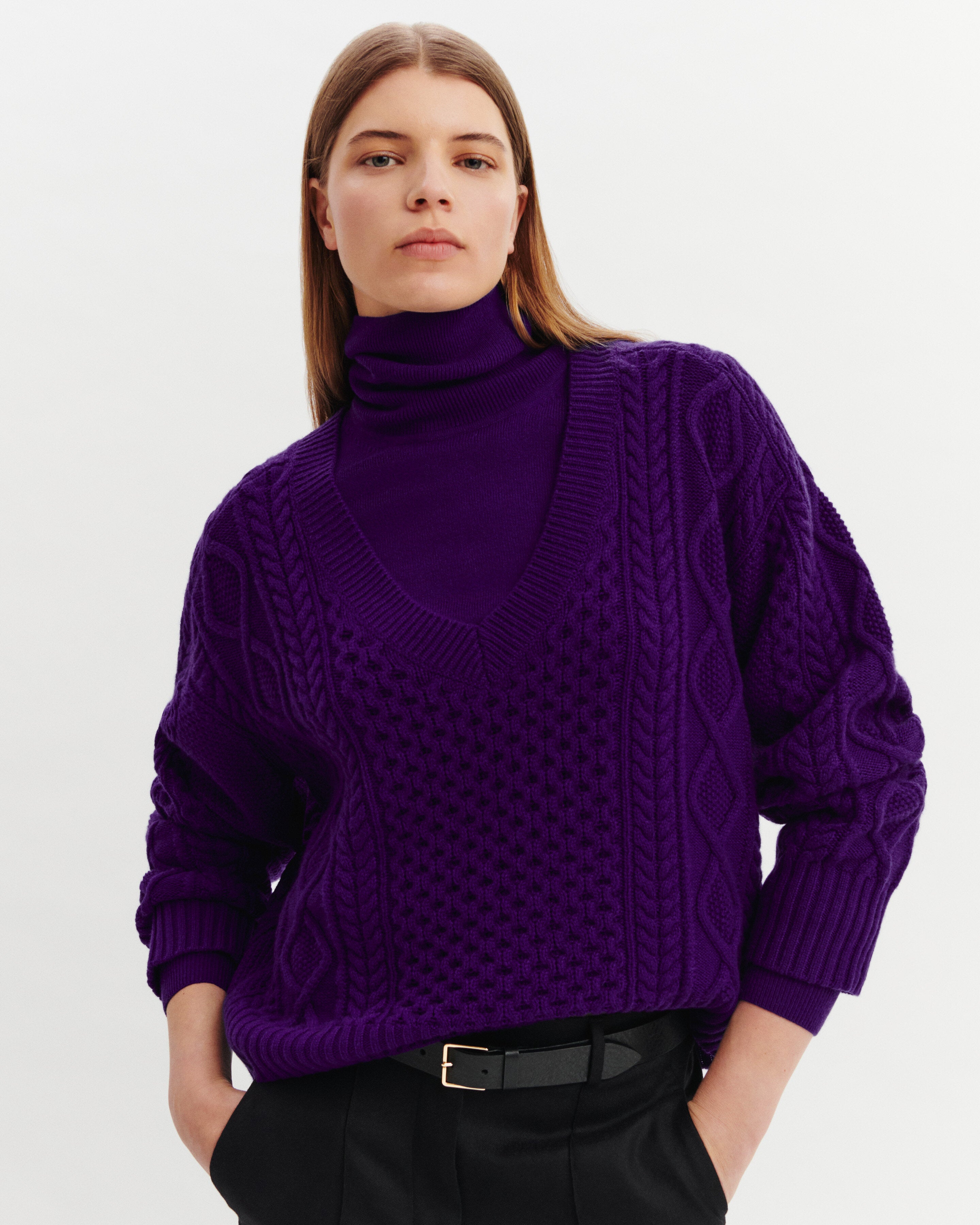 Pull col V à tosades-ULTRAVIOLET-100% cachemire