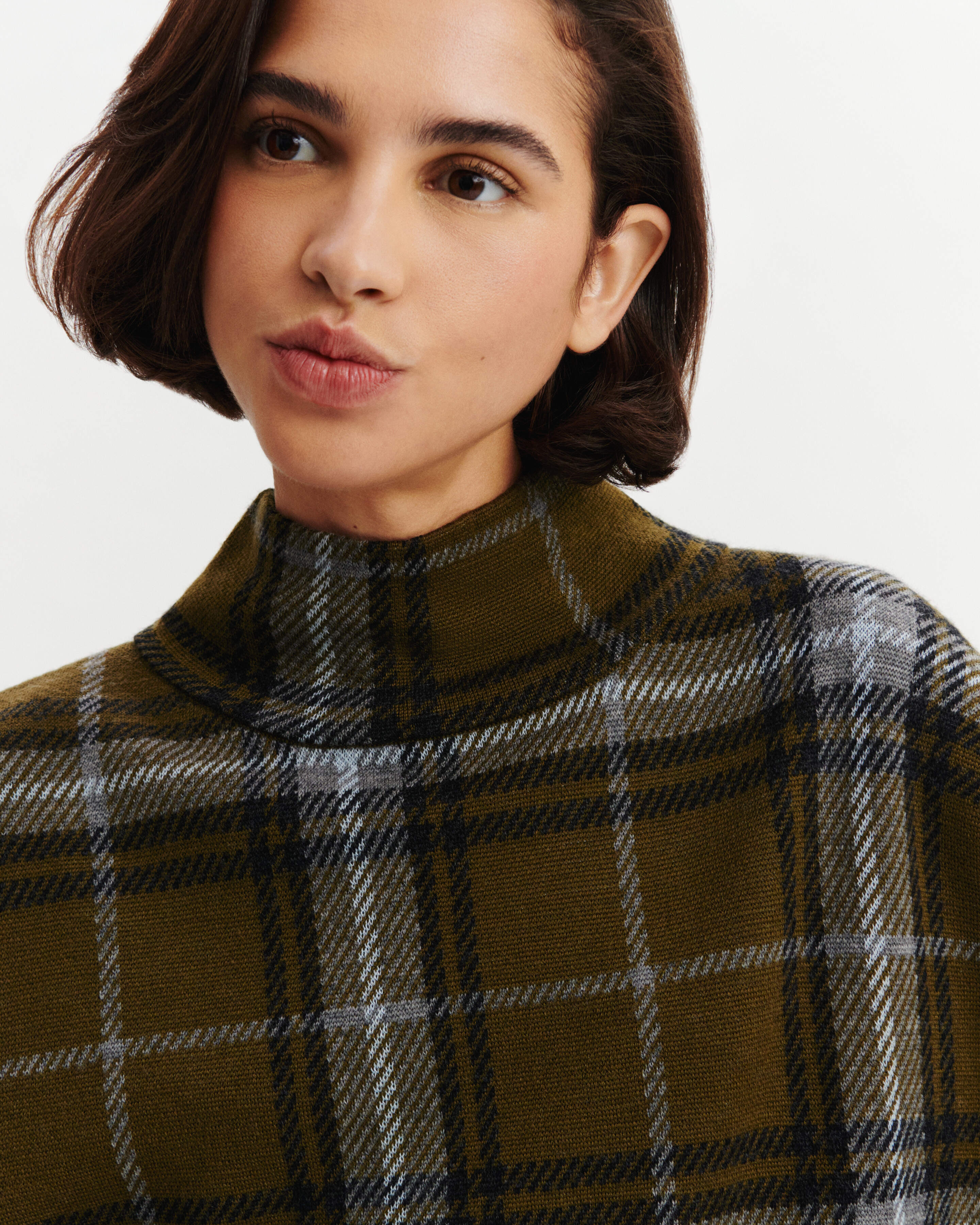Pullover mit Stehkragen und Tartan-Muster