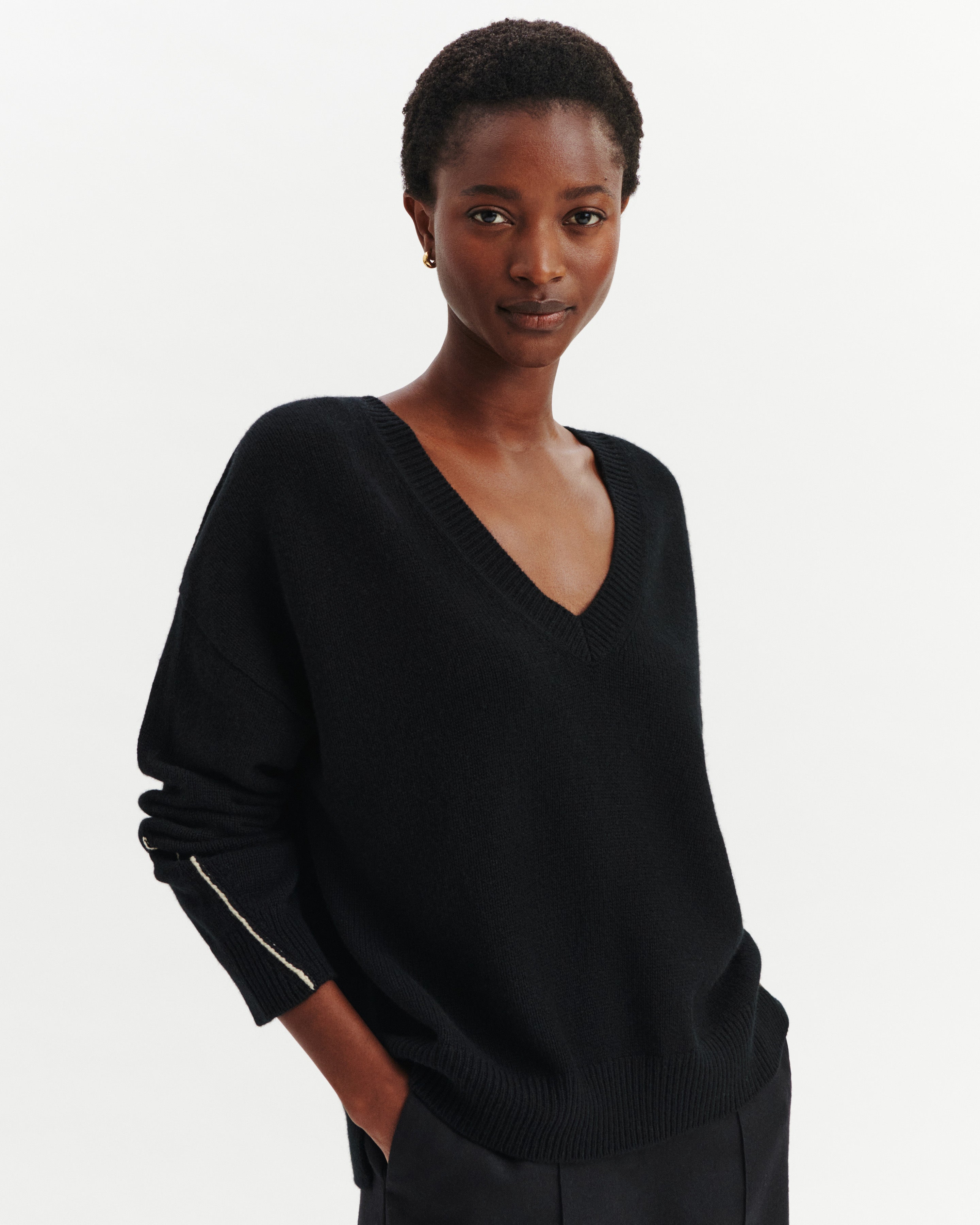 Pull col V Lily-NOIR/ECRU VINTAGE-100% cachemire