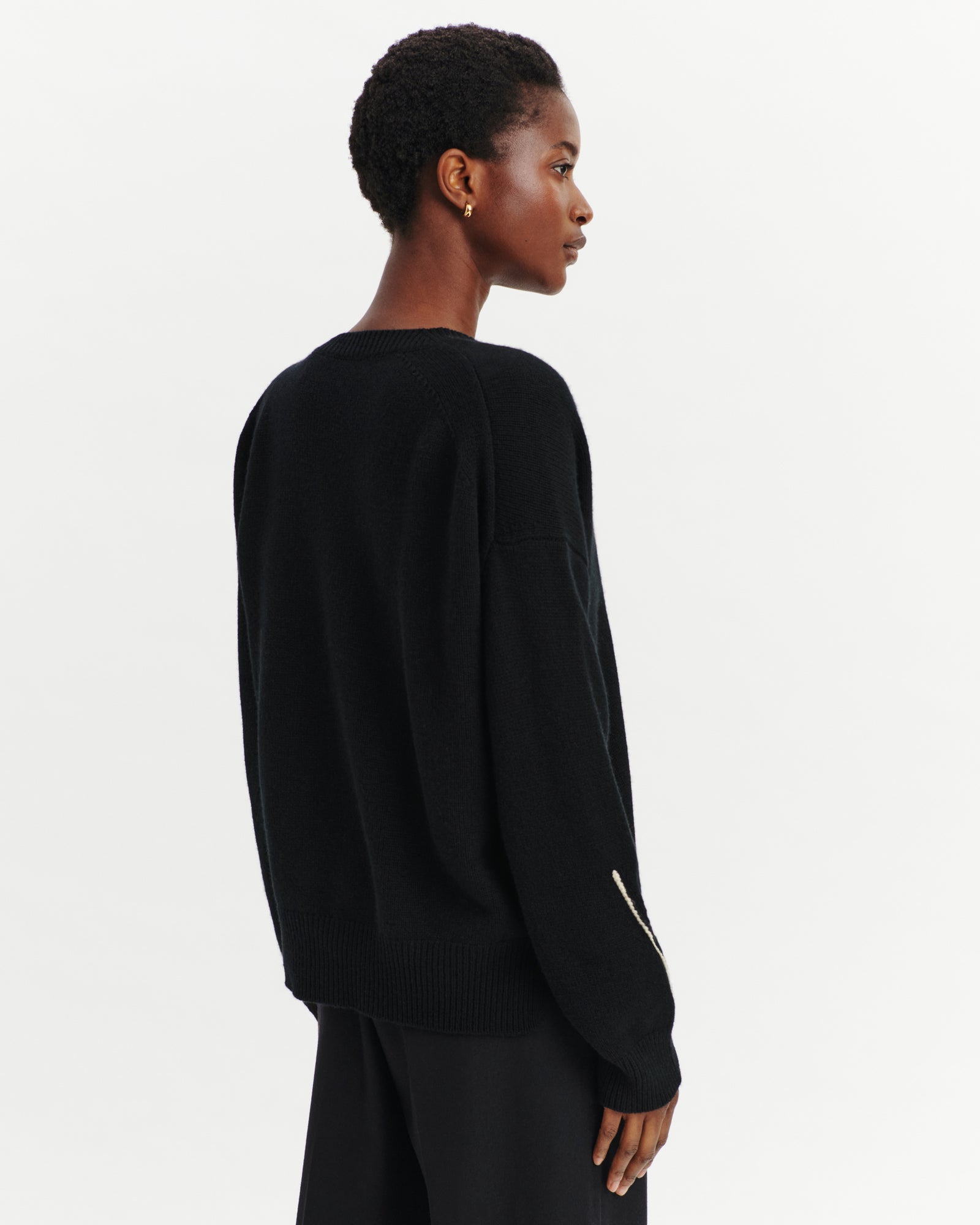 Pull col V Lily-NOIR/ECRU VINTAGE-100% cachemire