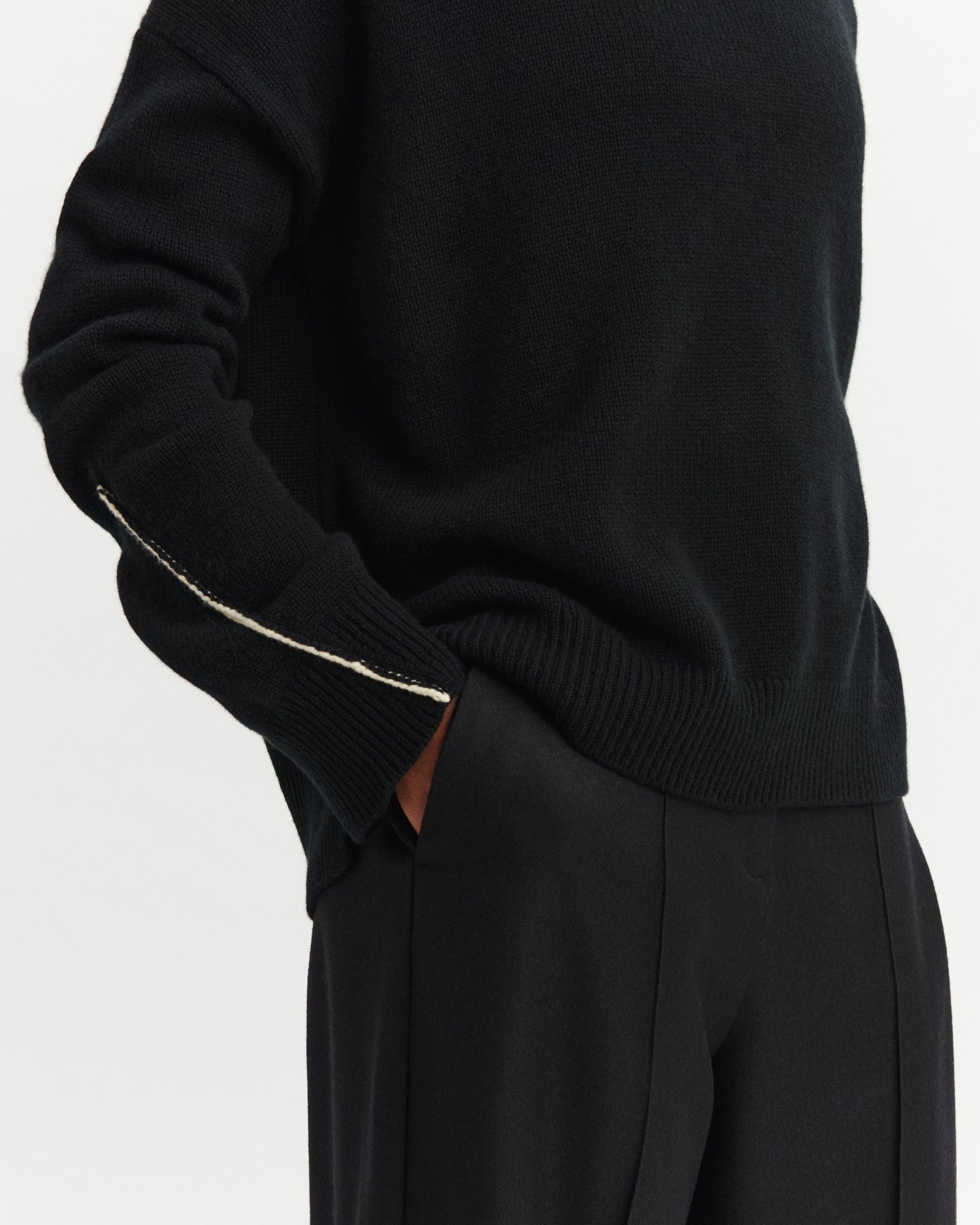Pull col rond Léonie-NOIR/ECRU VINTAGE-100% cachemire