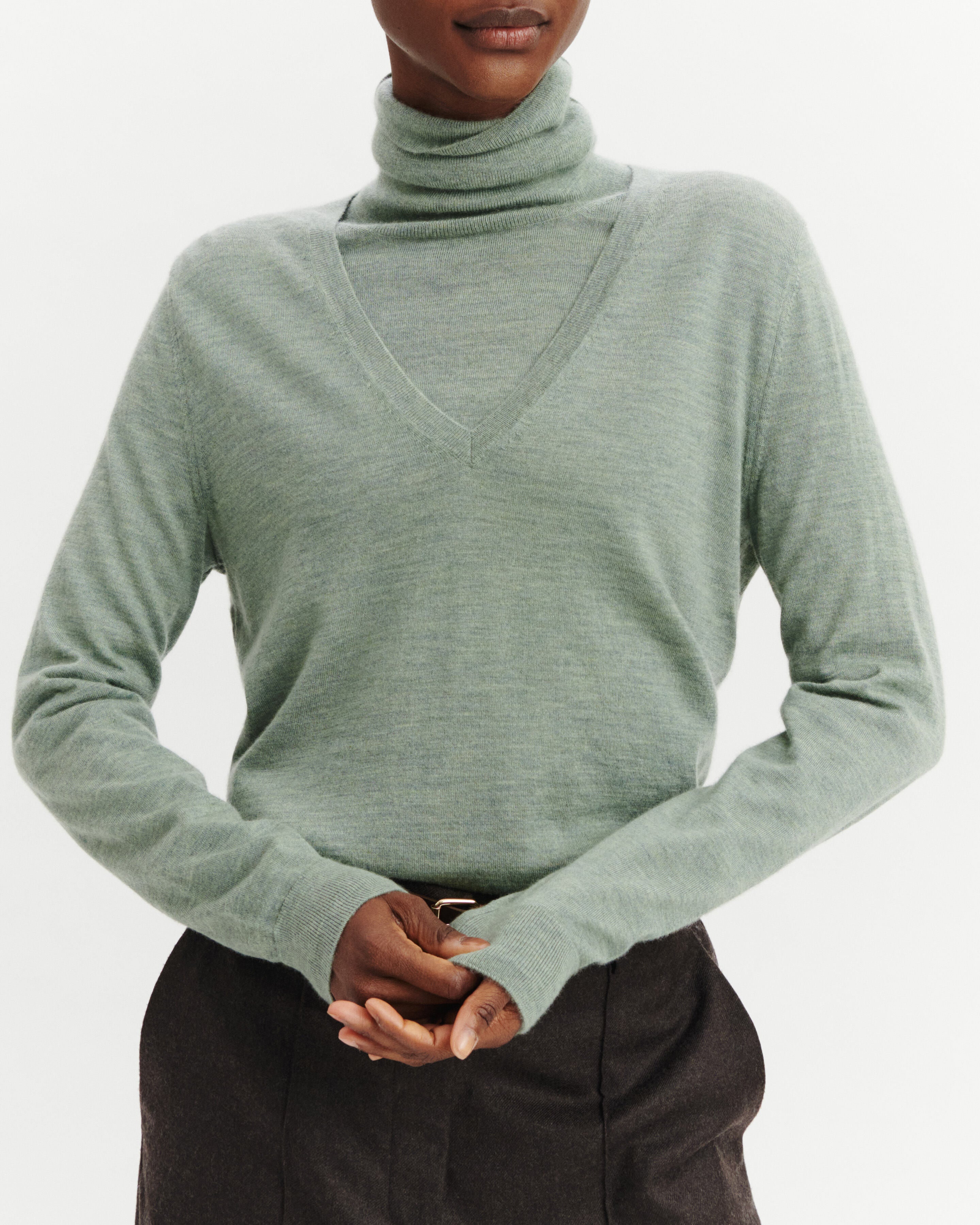 Pull col V Faustine-VERT DE GRIS-100% cachemire