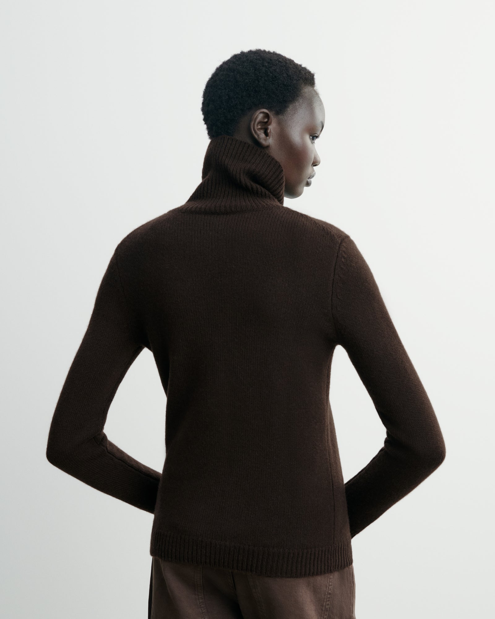 Pull col roulé-CHOCOLAT-100% cachemire