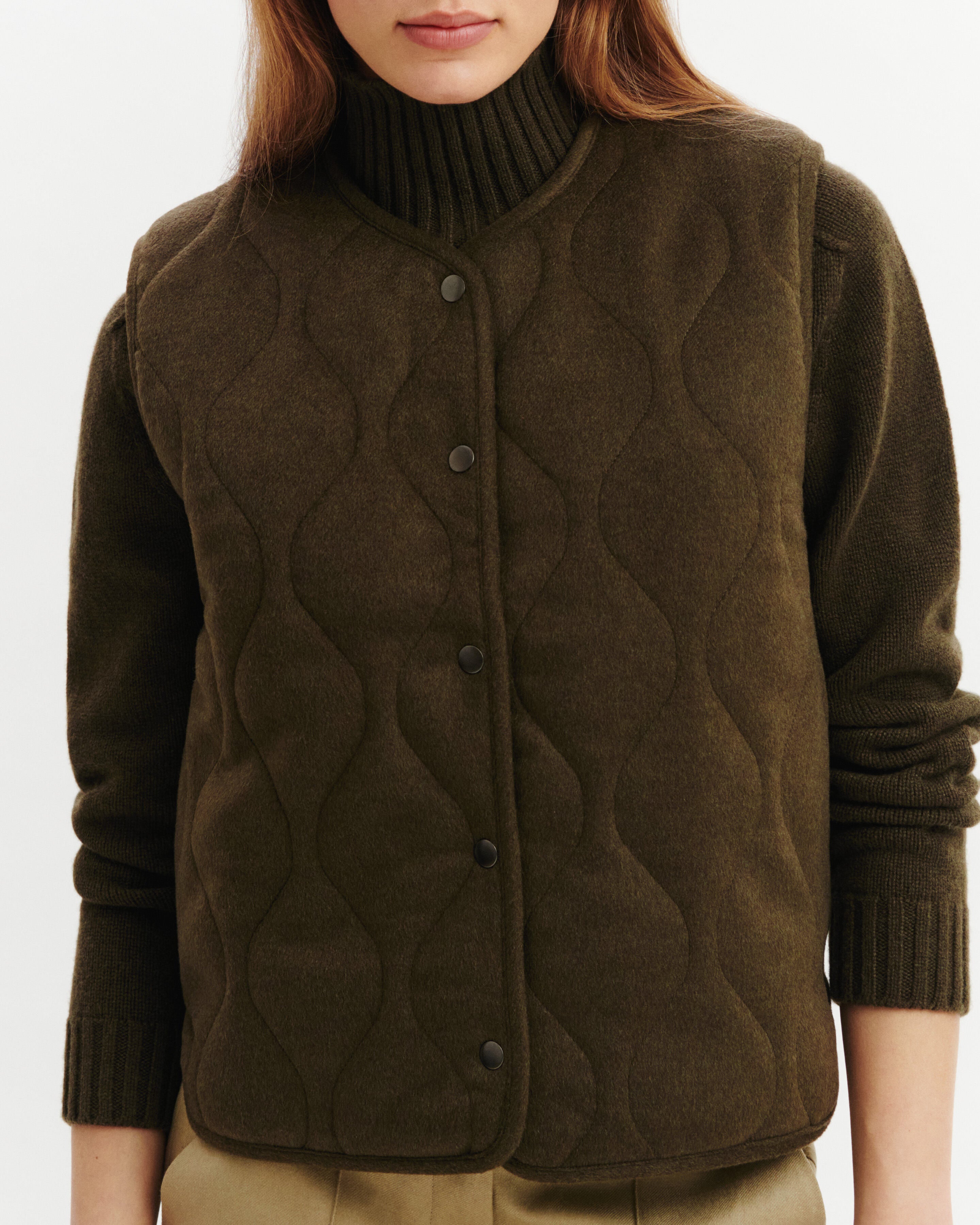 Reversible quilted jacket