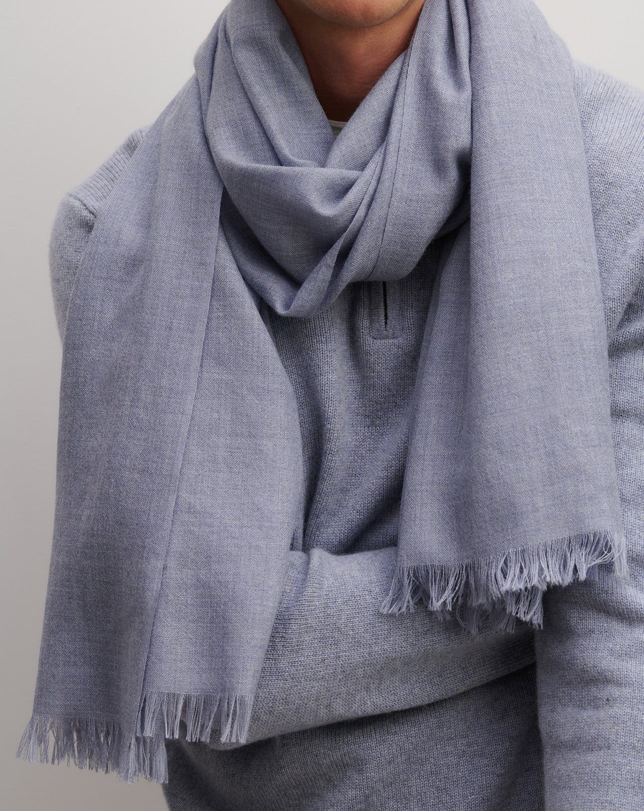 Etole en voile-BLEU MONTAGNE-100% cachemire