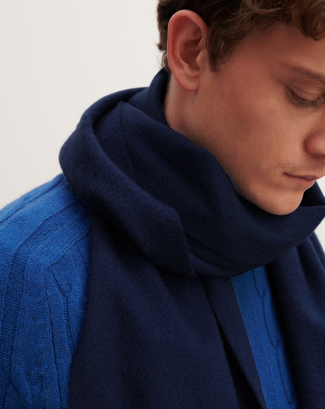 EB classic scarf in Cachemire Women navy blue | Eric Bompard