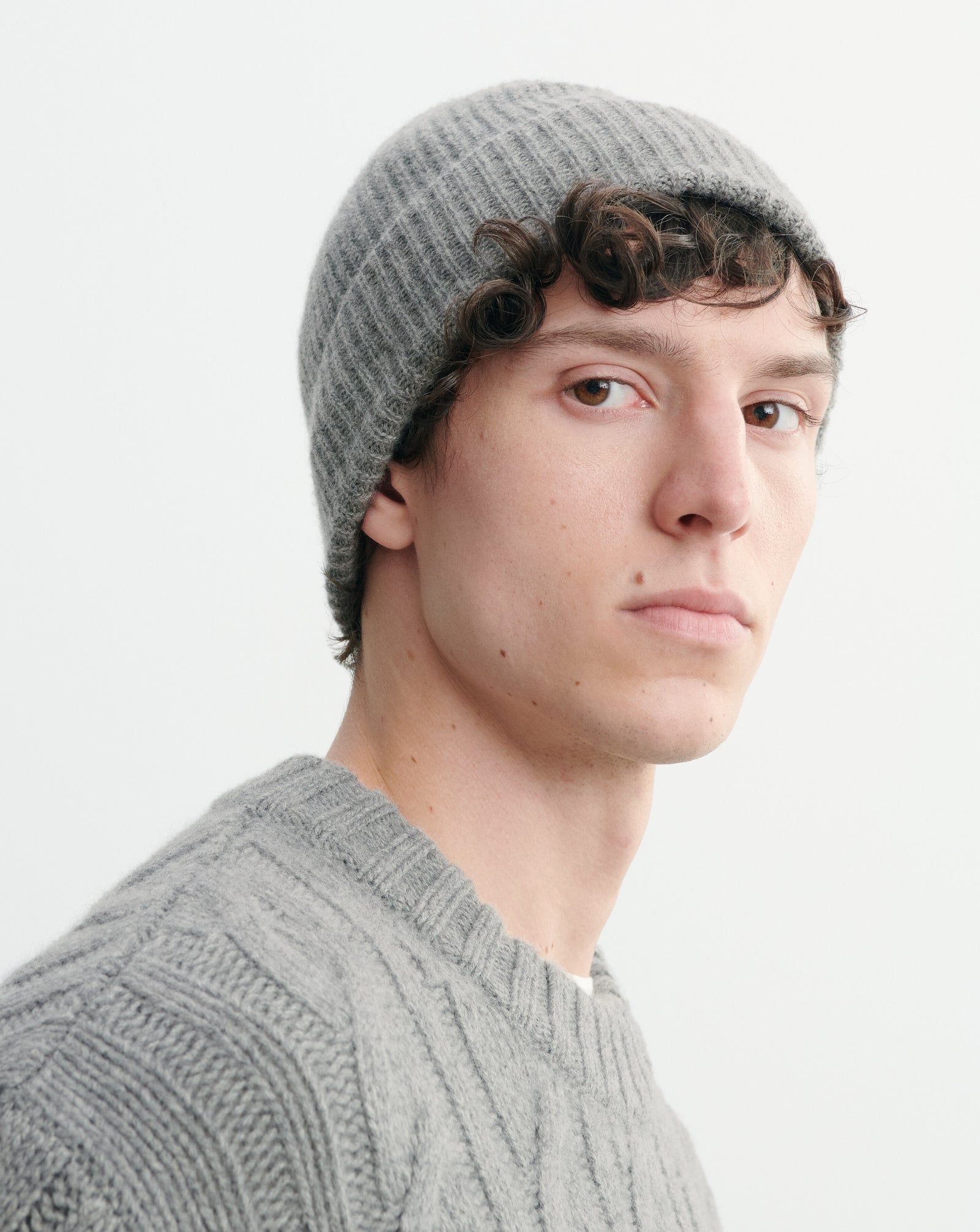 Bonnet à côtes-GRIS METEORITE-100% cachemire