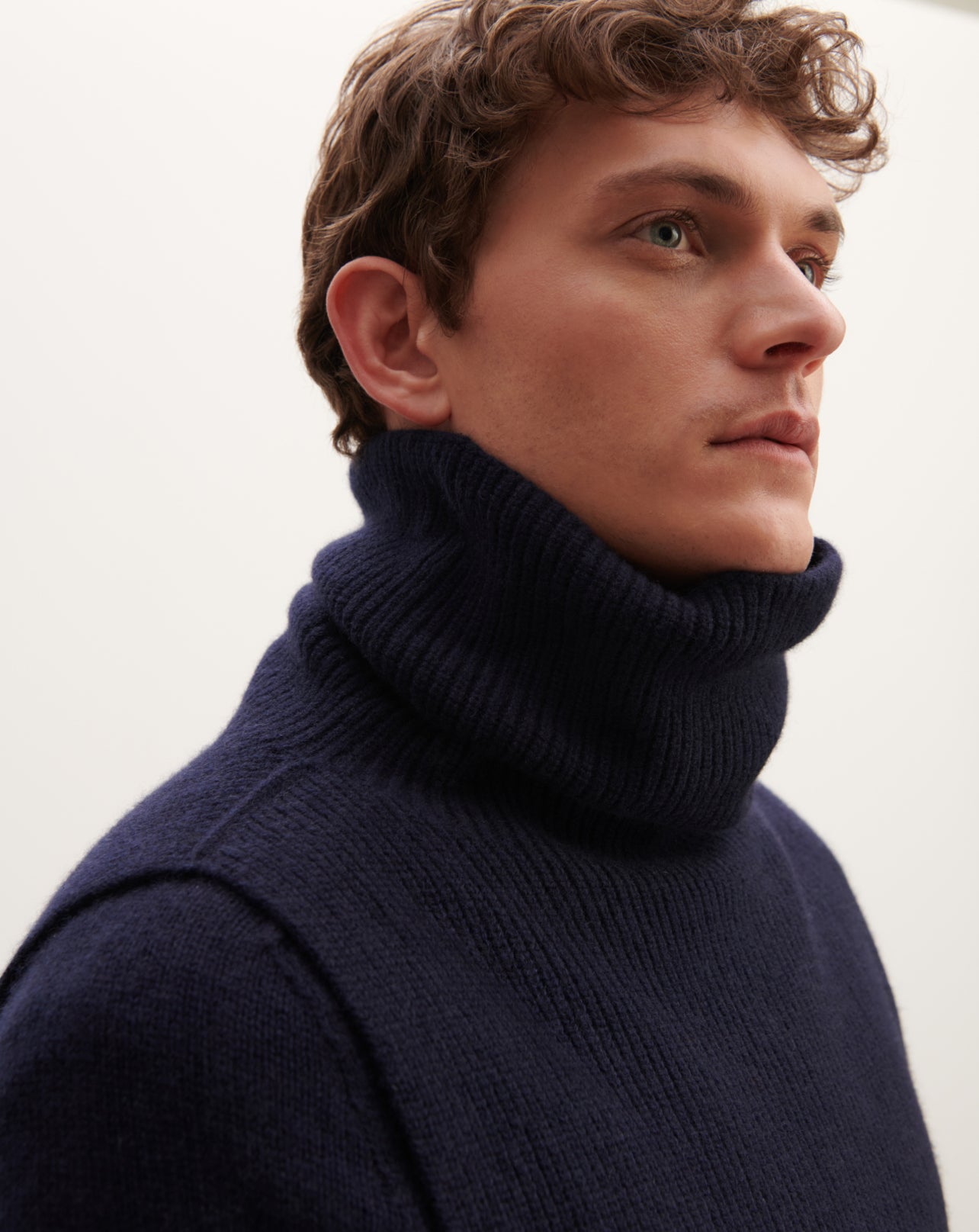 Turtleneck bib in Cachemire Women navy blue | Eric Bompard