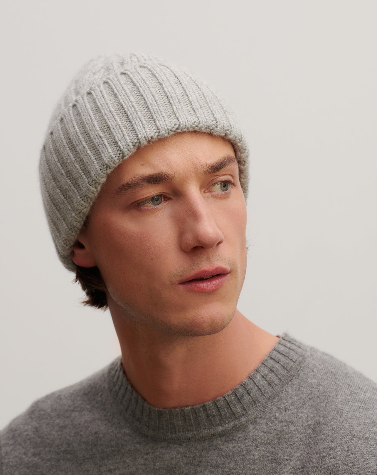 Bonnet à torsades-GRIS ARGENTE-100% cachemire