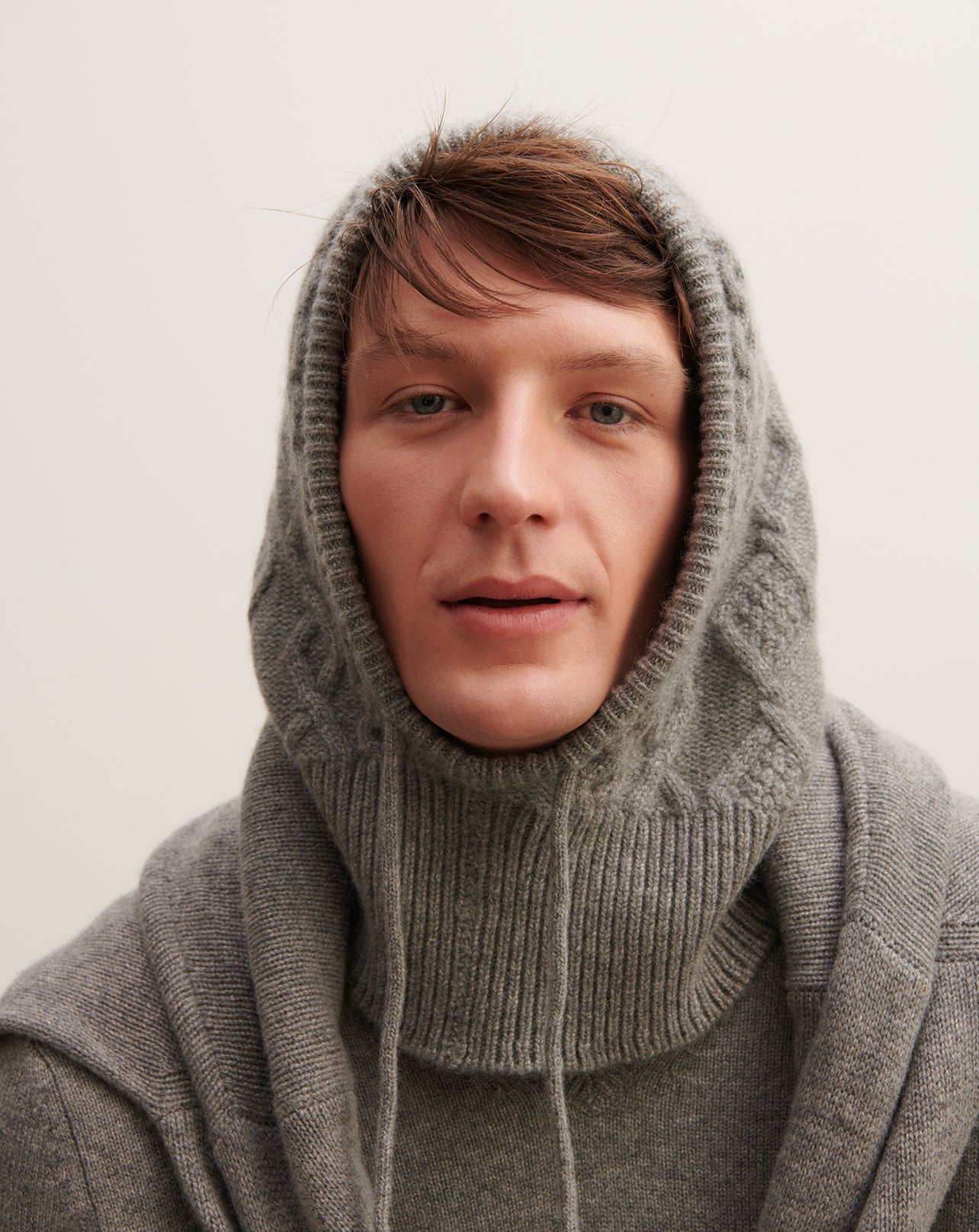 Cagoule à torsades-GRIS METEORITE-100% cachemire