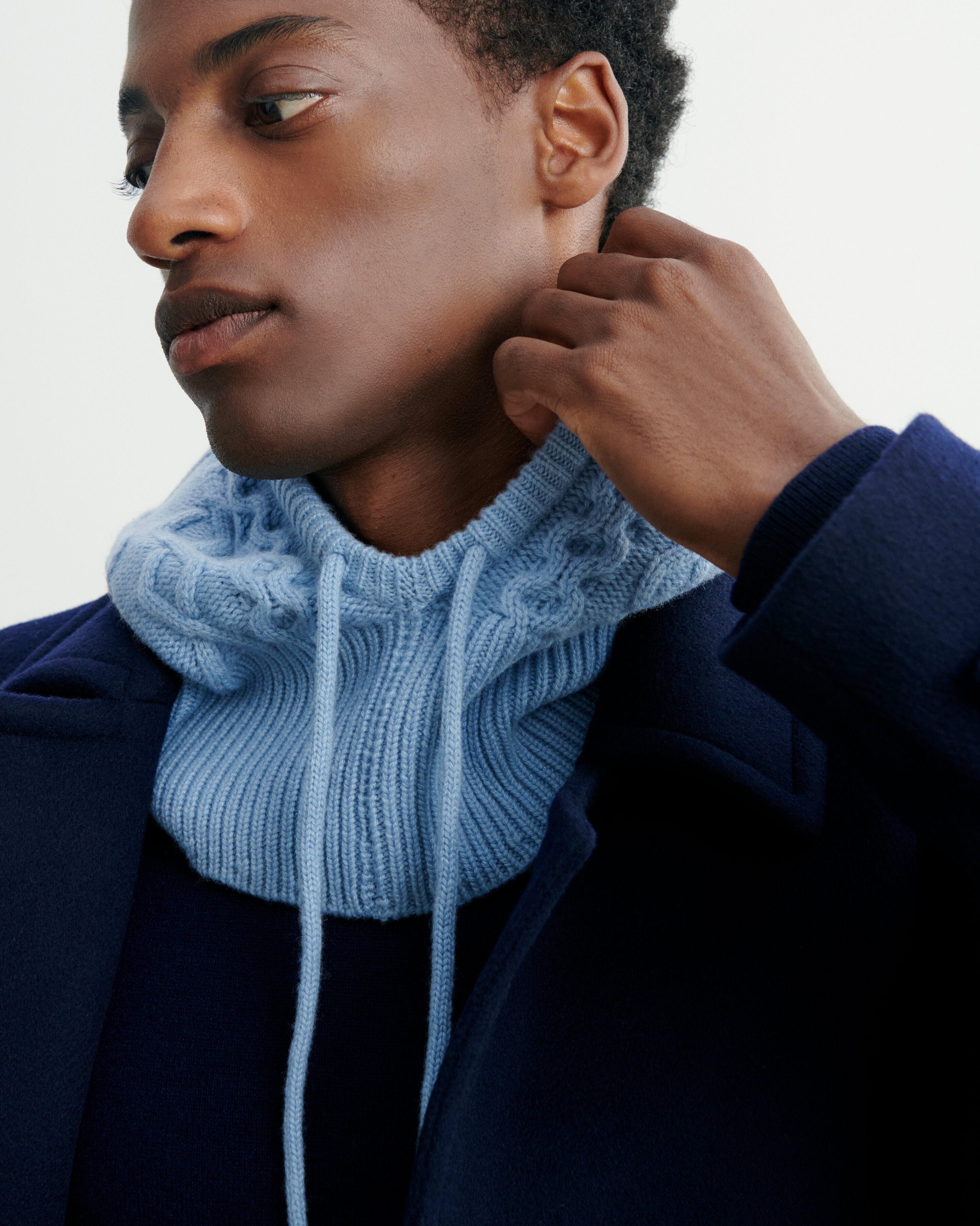 Cagoule à torsades-BLEU CONCORDE-100% cachemire