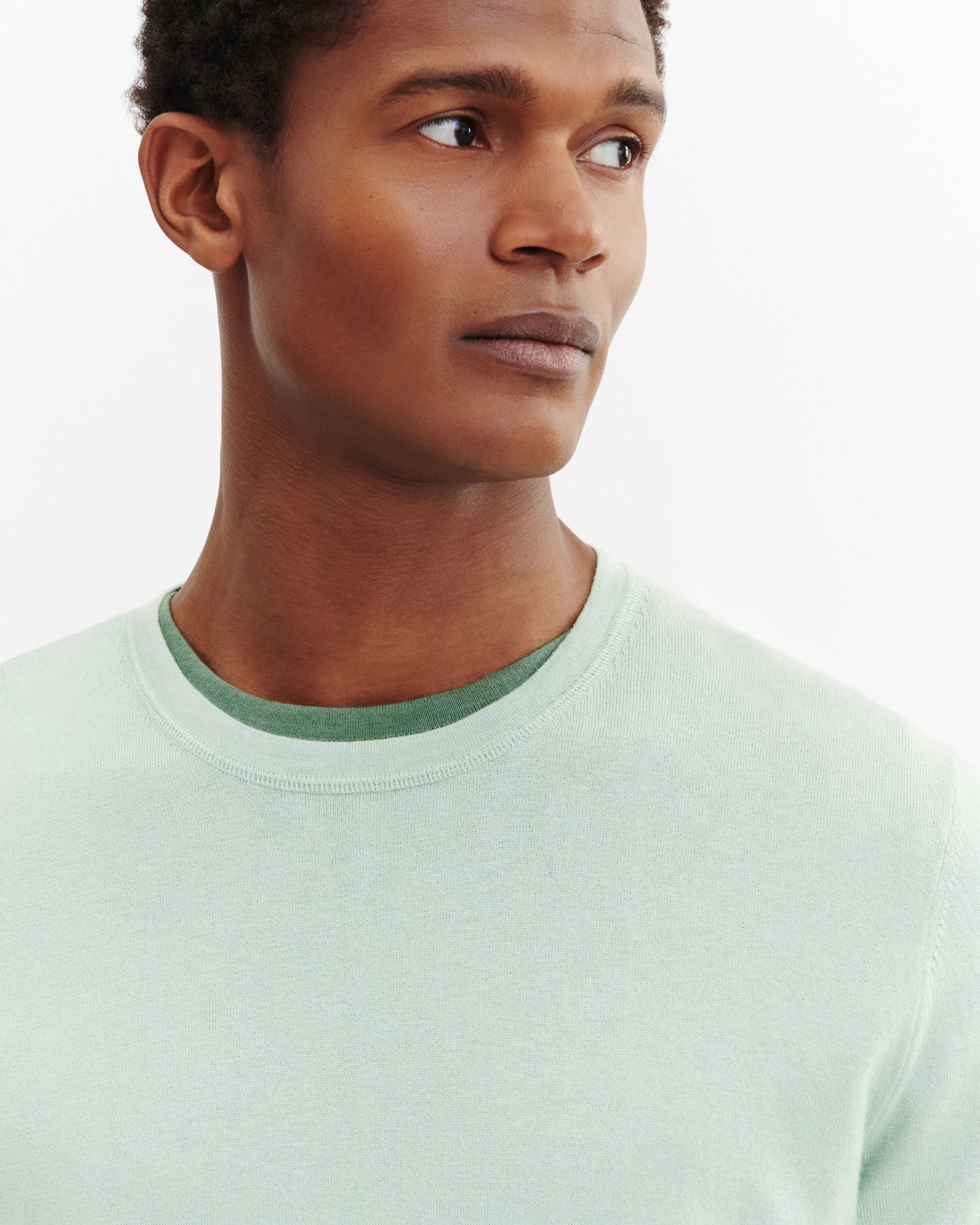 T-shirt ultrafin-VERT AMANDE-85% pima coton 15% cachemire