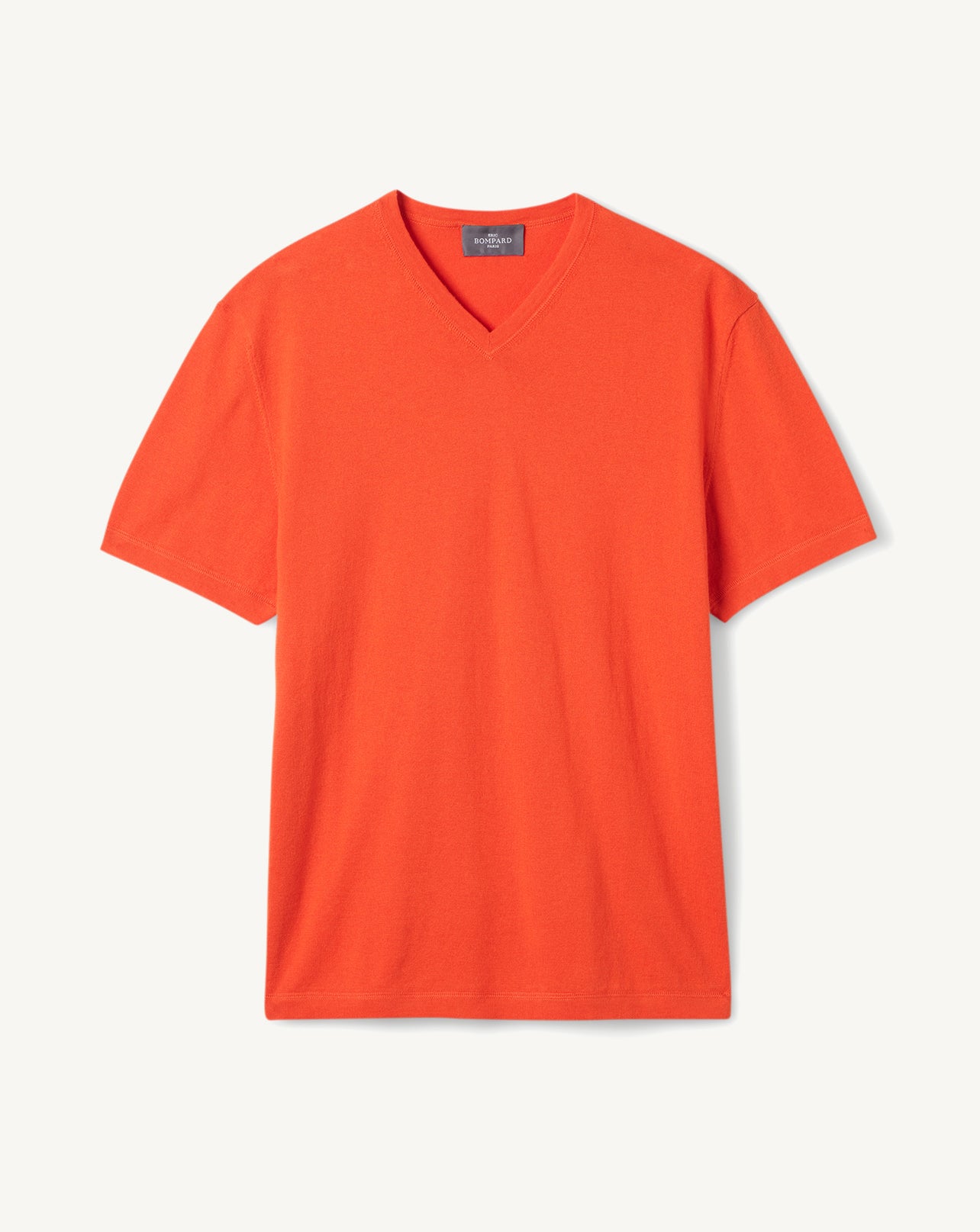 T-shirt col V-SOLARO-85% PIMA COTON 15% CACHEMIRE