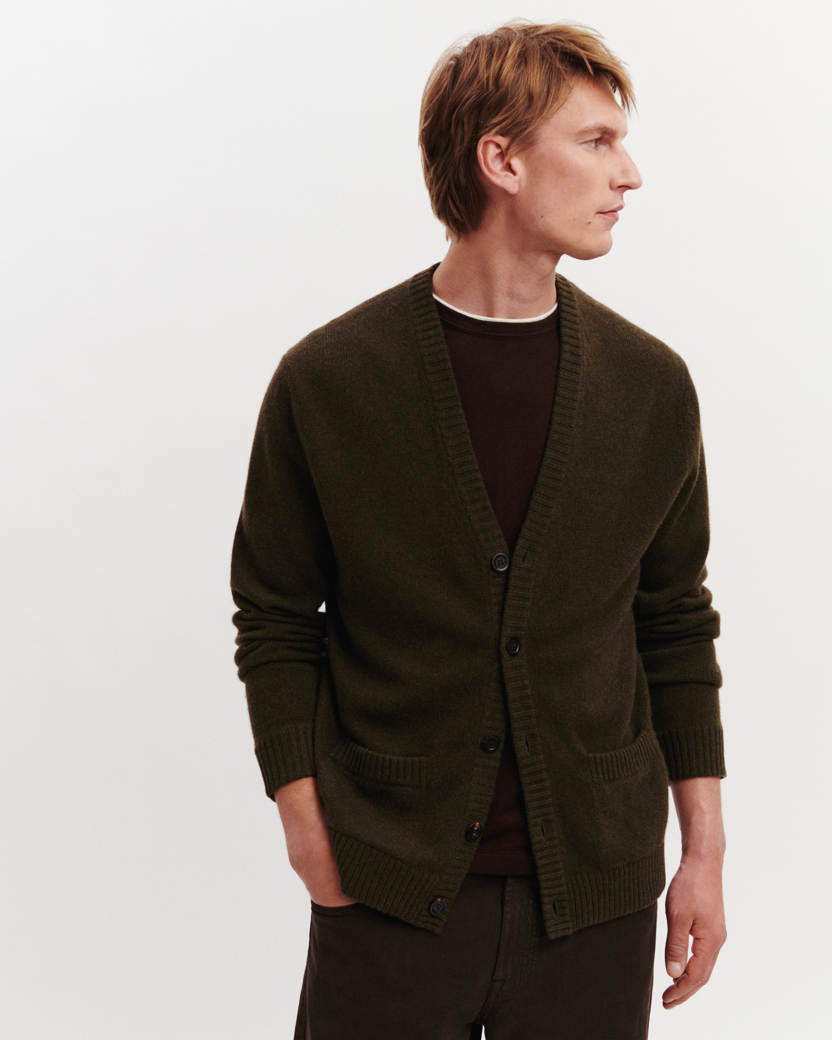 Gilet Lino-KAKI KOMBU-100% cachemire