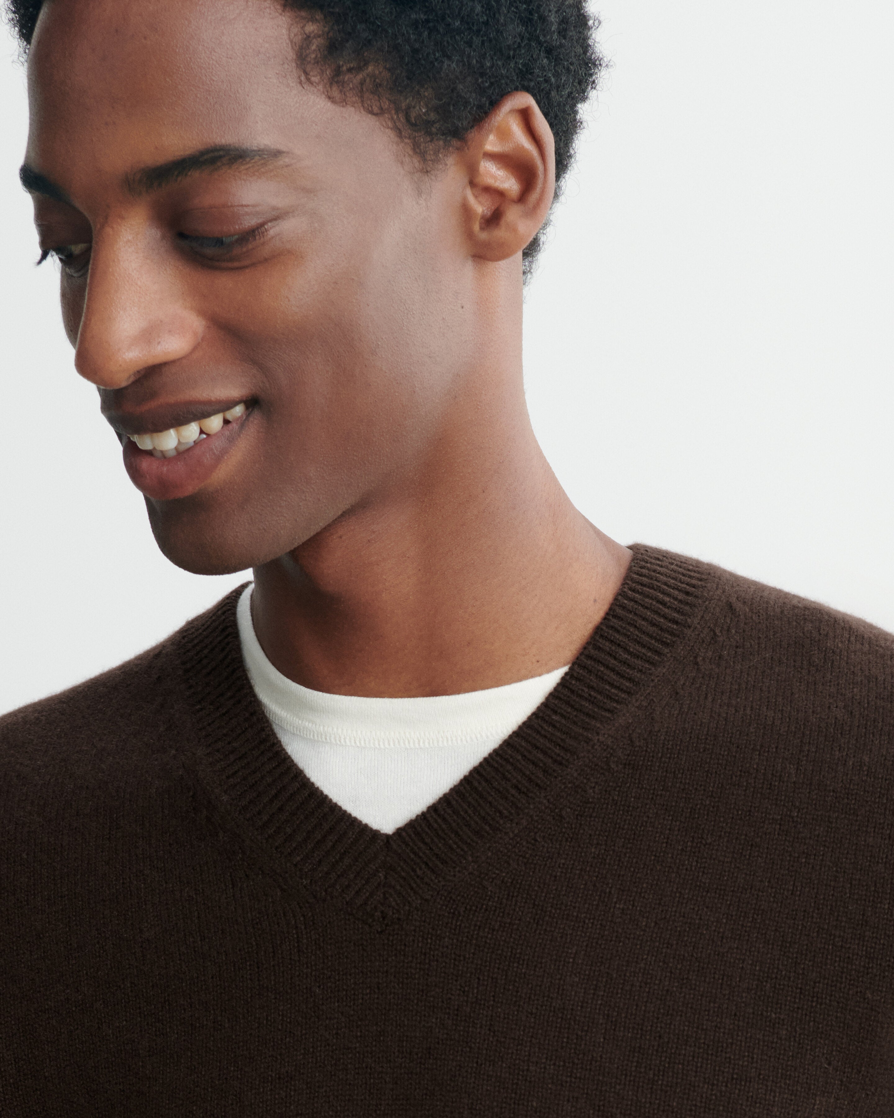 Pull col V-CHOCOLAT-100% cachemire